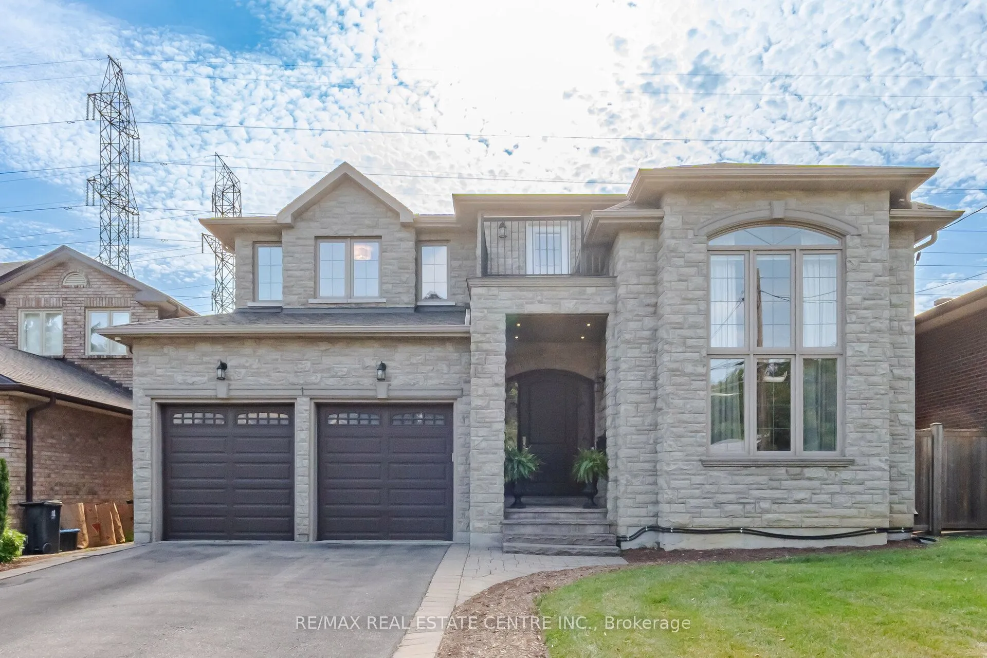 Detached Home For Sale | W13716698