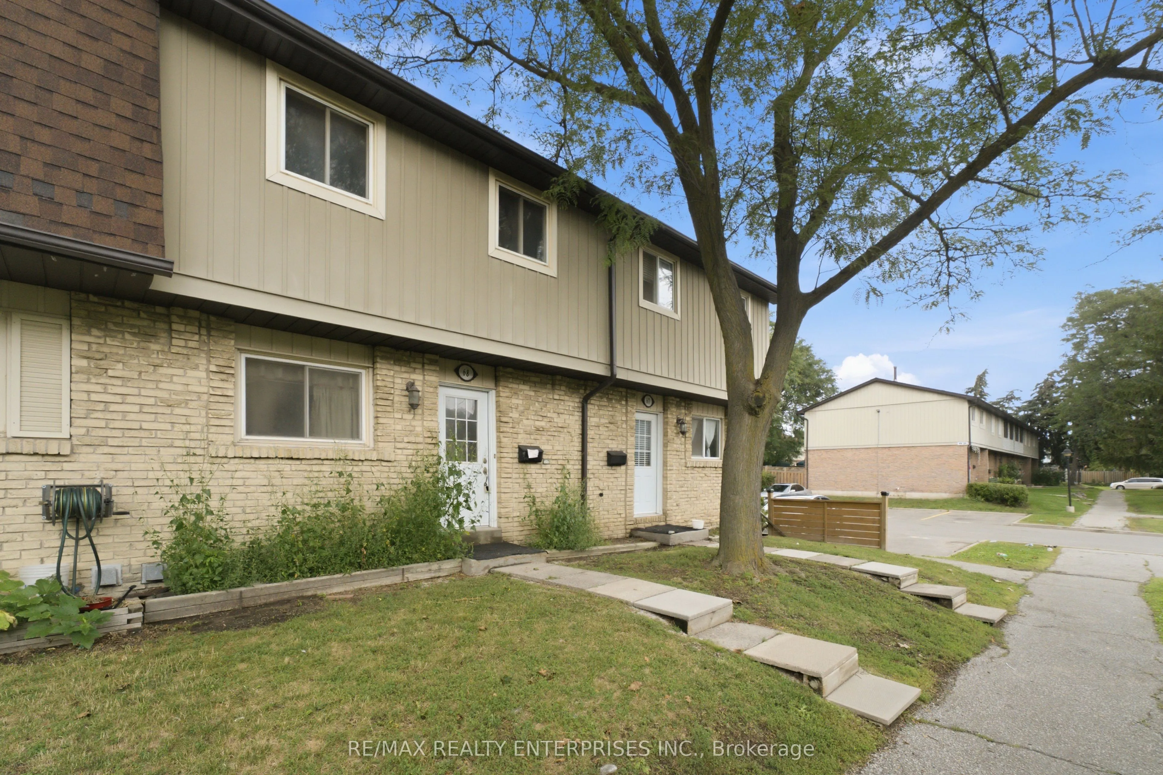 Property For Lease | W13716764