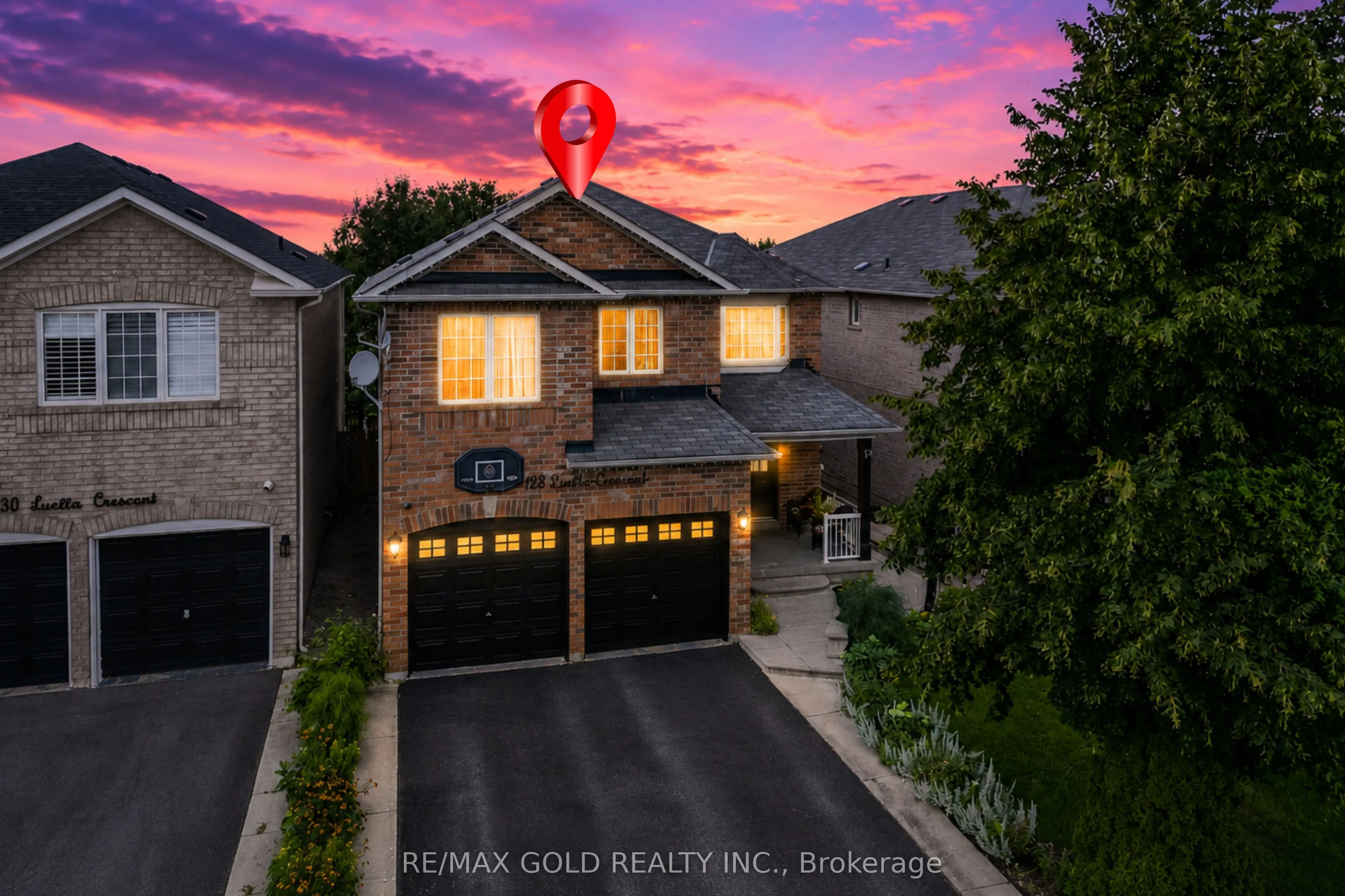 Detached Home For Sale | W13716982