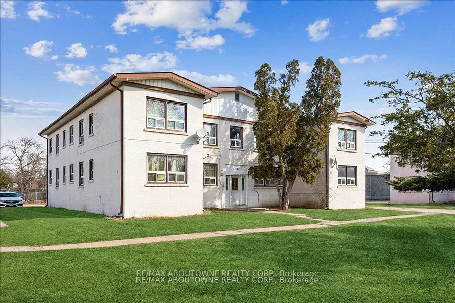 Link Property For Lease | W13717778