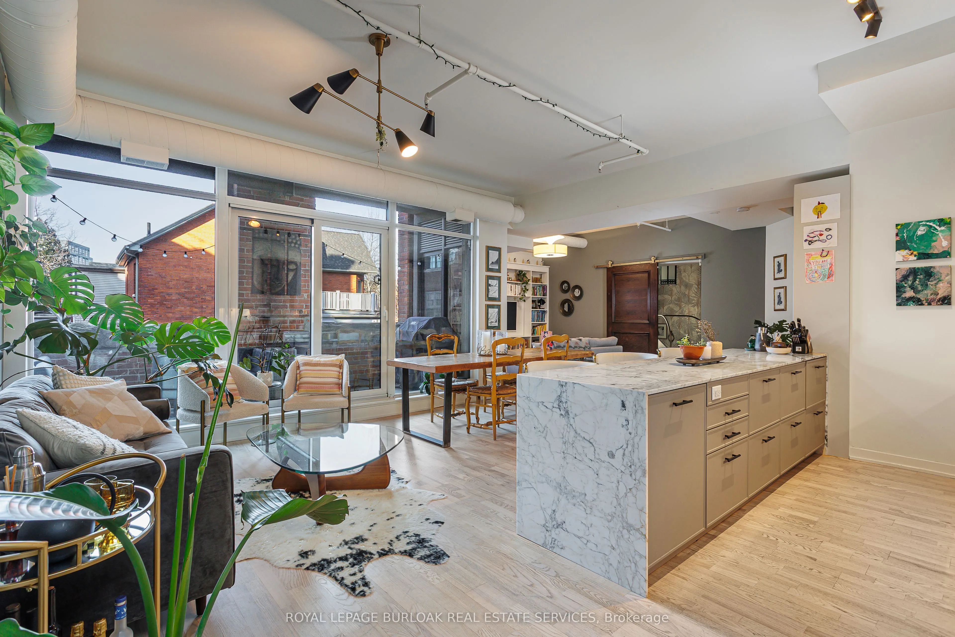 Property For Lease | W13719272