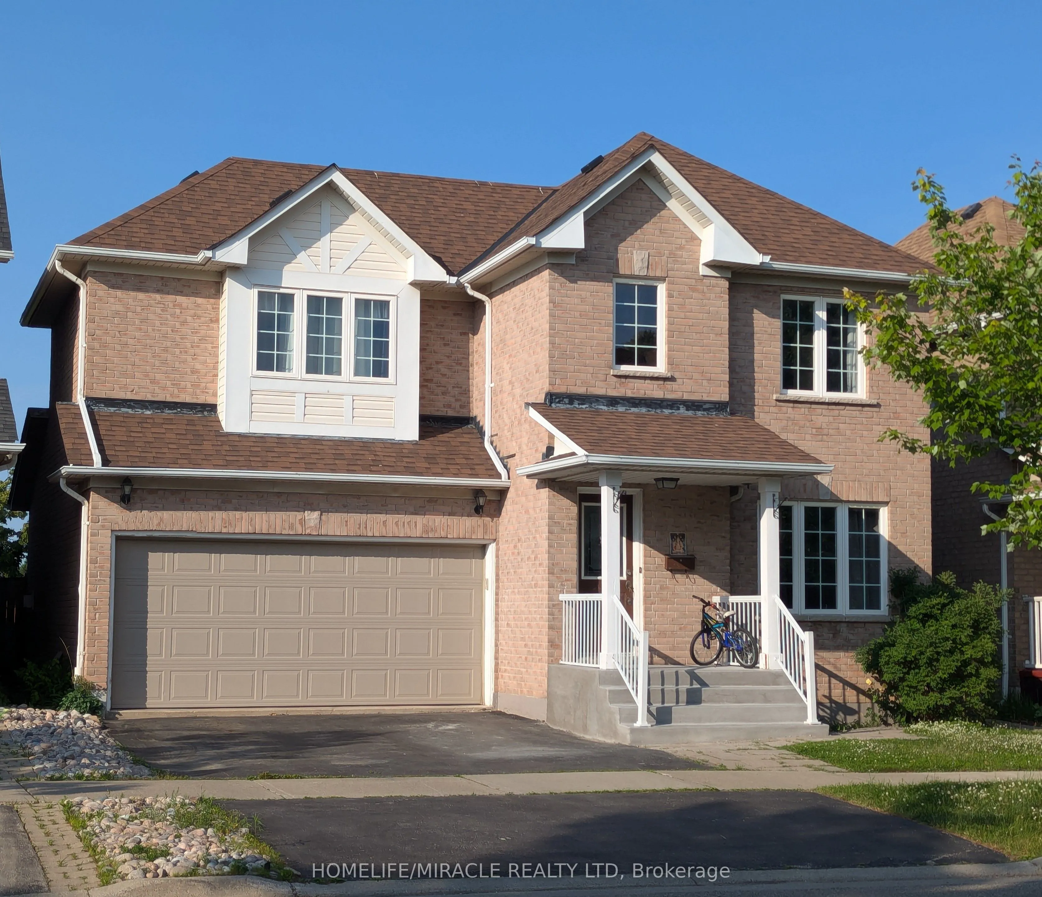 Detached Home For Lease | W13719708