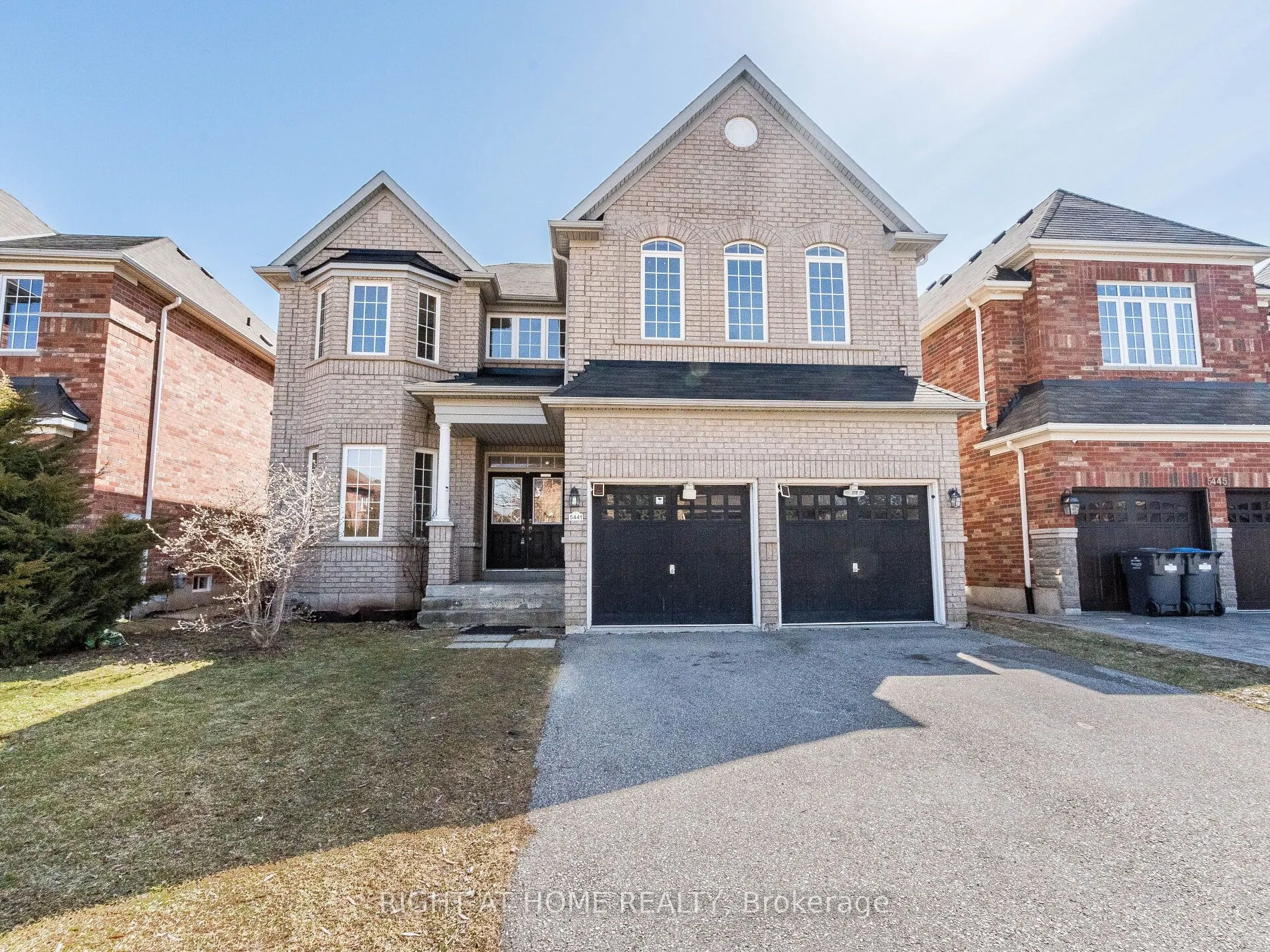 Detached Home For Lease | W13720408