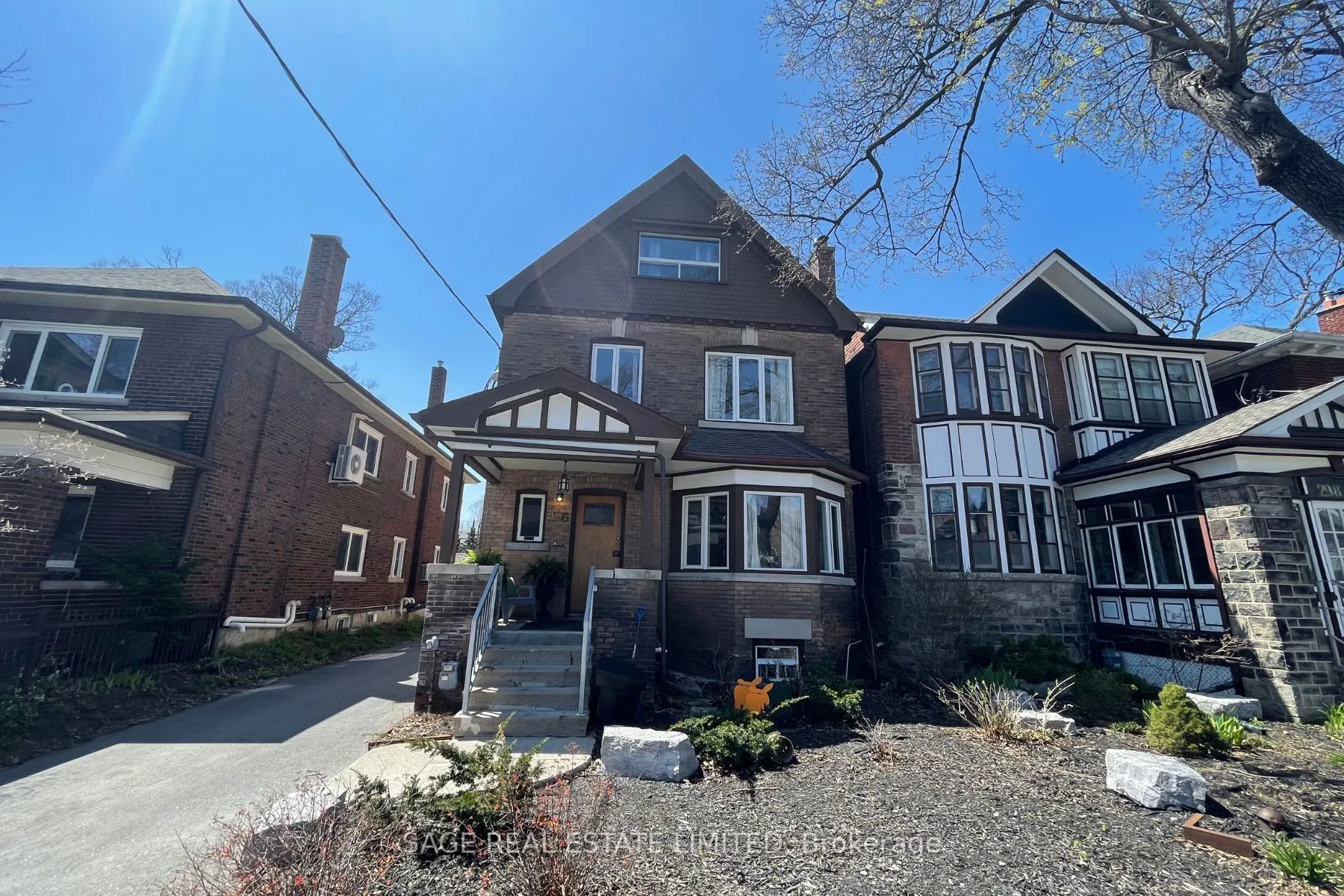 Multiplex For Lease | W13720936