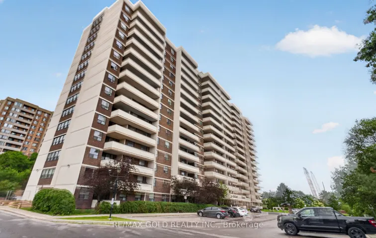 3 Lisa Street, Brampton, ON L6T 4A2