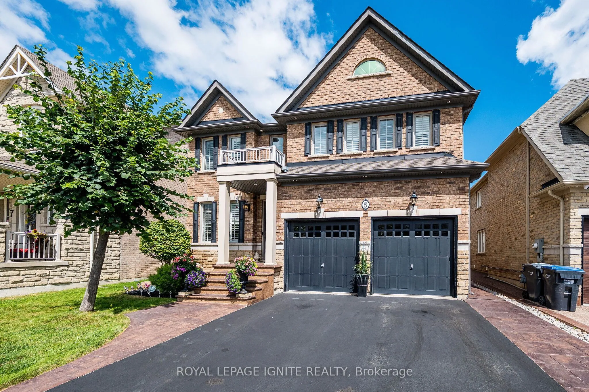 Detached Home For Sale | W13721752