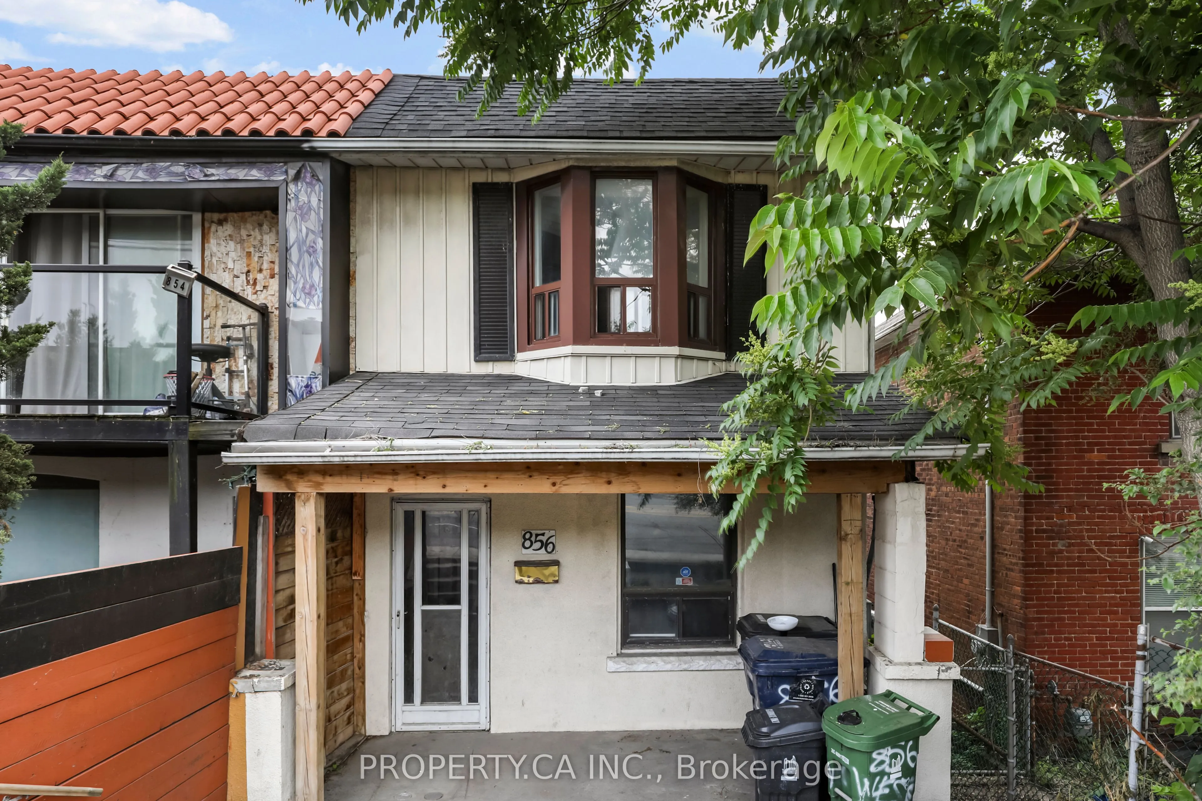 Semi-Detached Home For Lease | W13721778