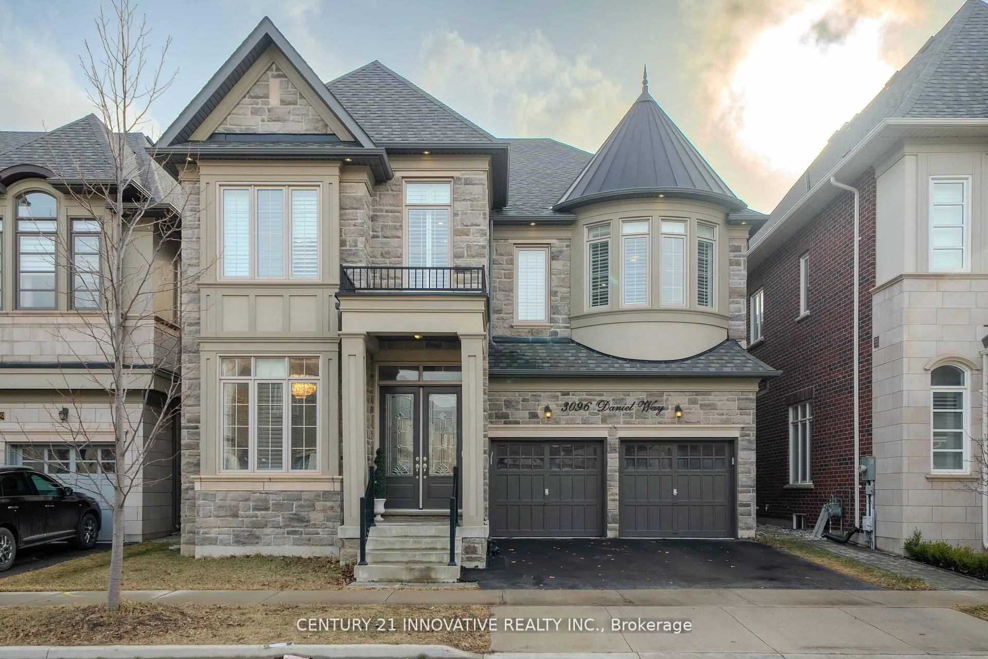 Detached Home For Sale | W13722104