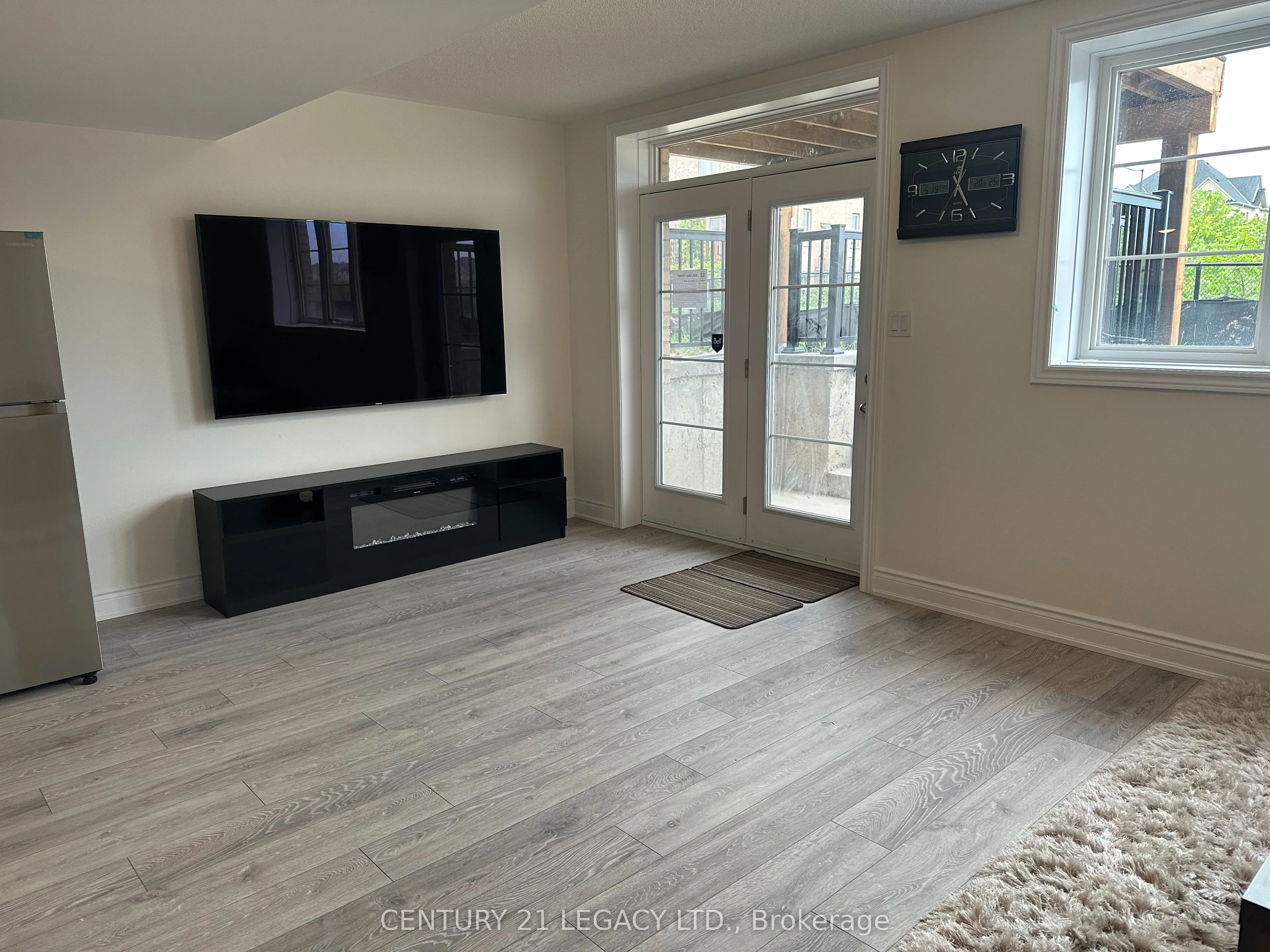Property For Lease | W13722396