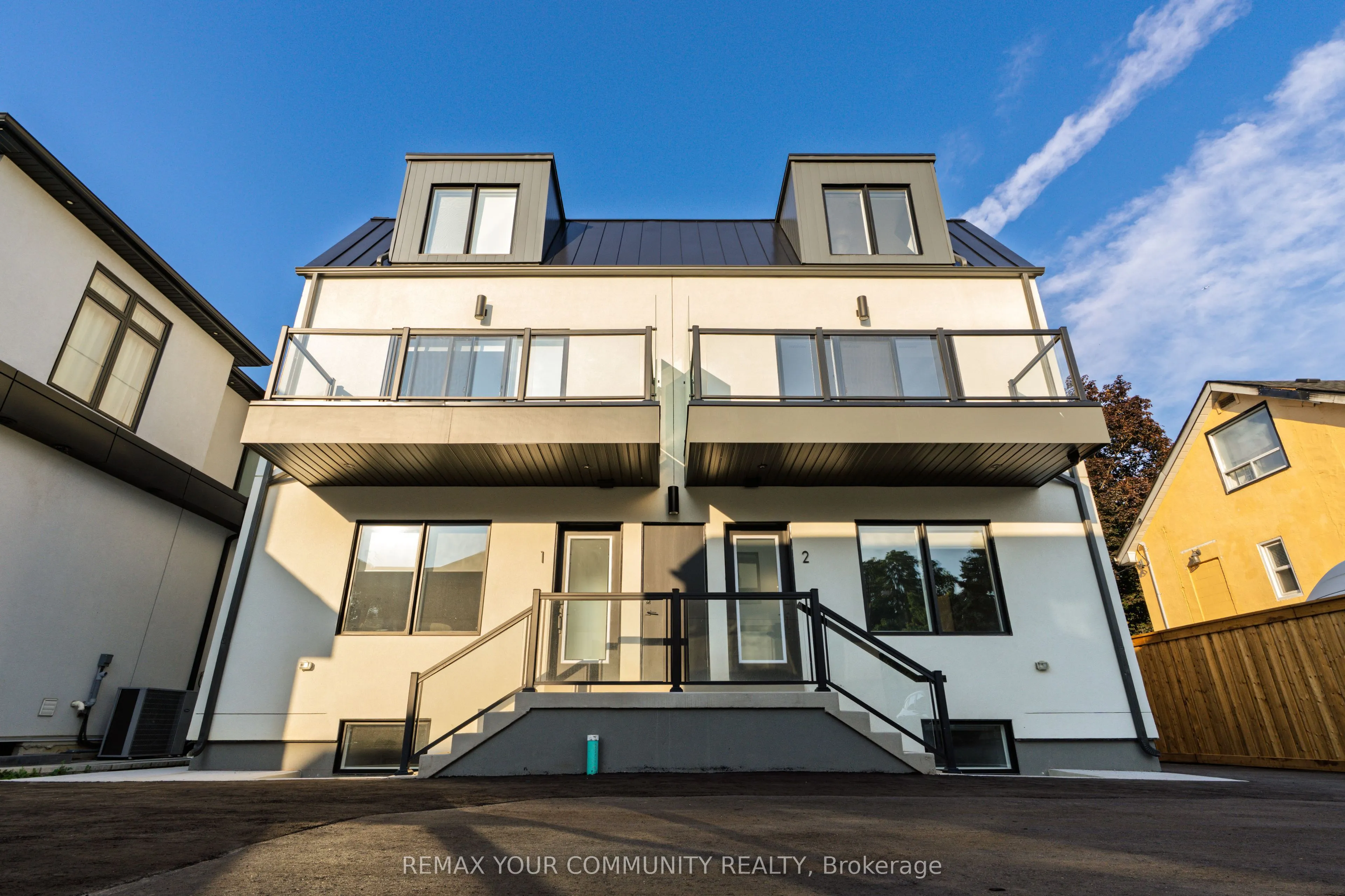 Detached Home For Lease | W13722714