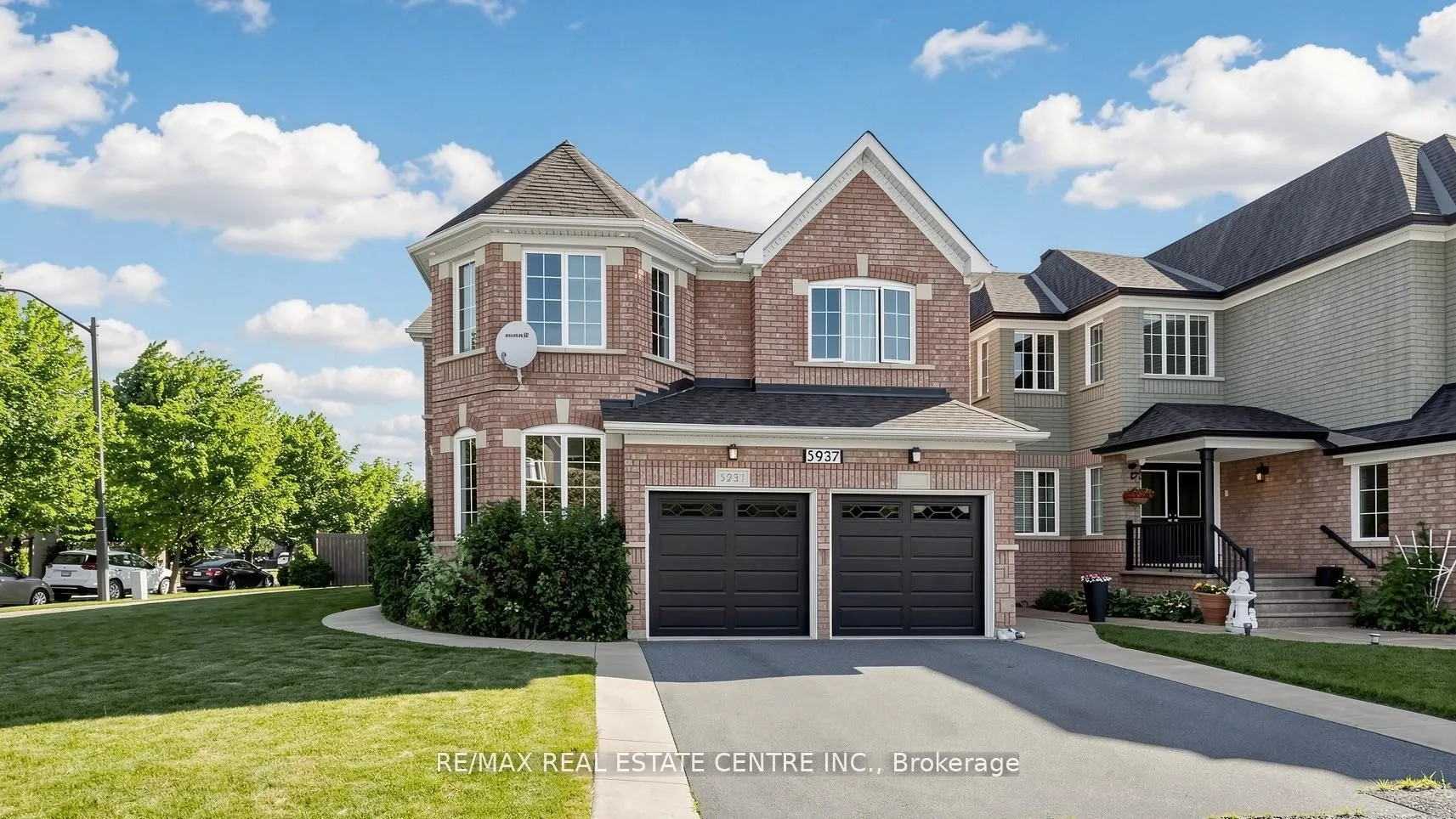 Detached Home For Lease | W13723902