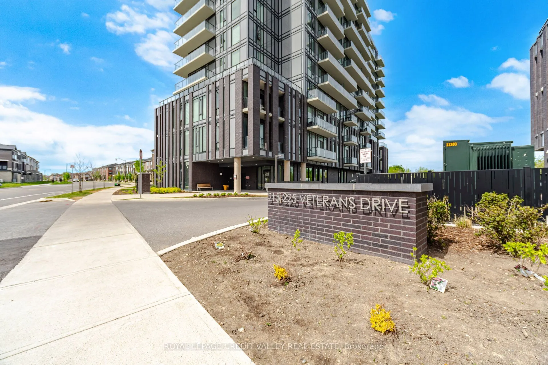 Property For Lease | W13725070