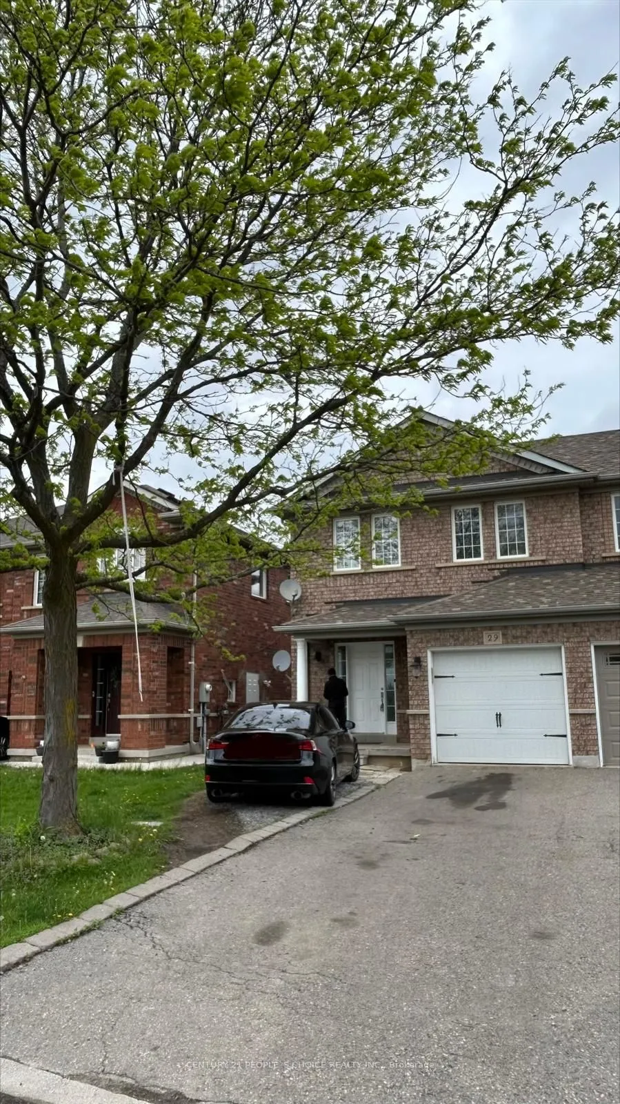 Semi-Detached Home For Lease | W13725418