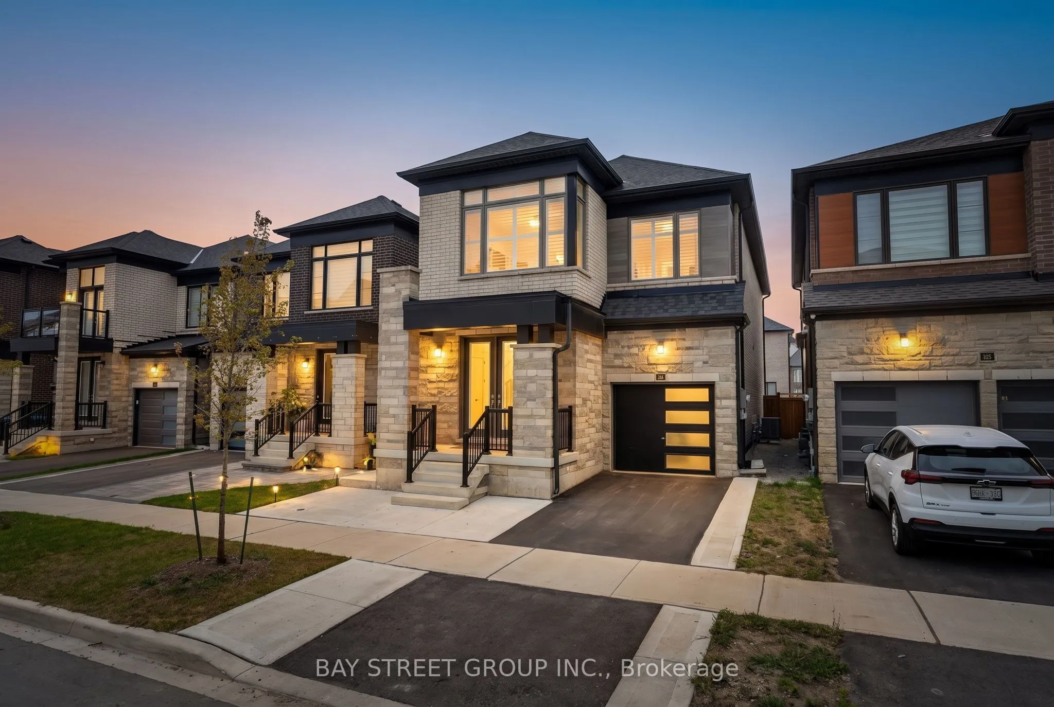 Detached Home For Sale | W13725486