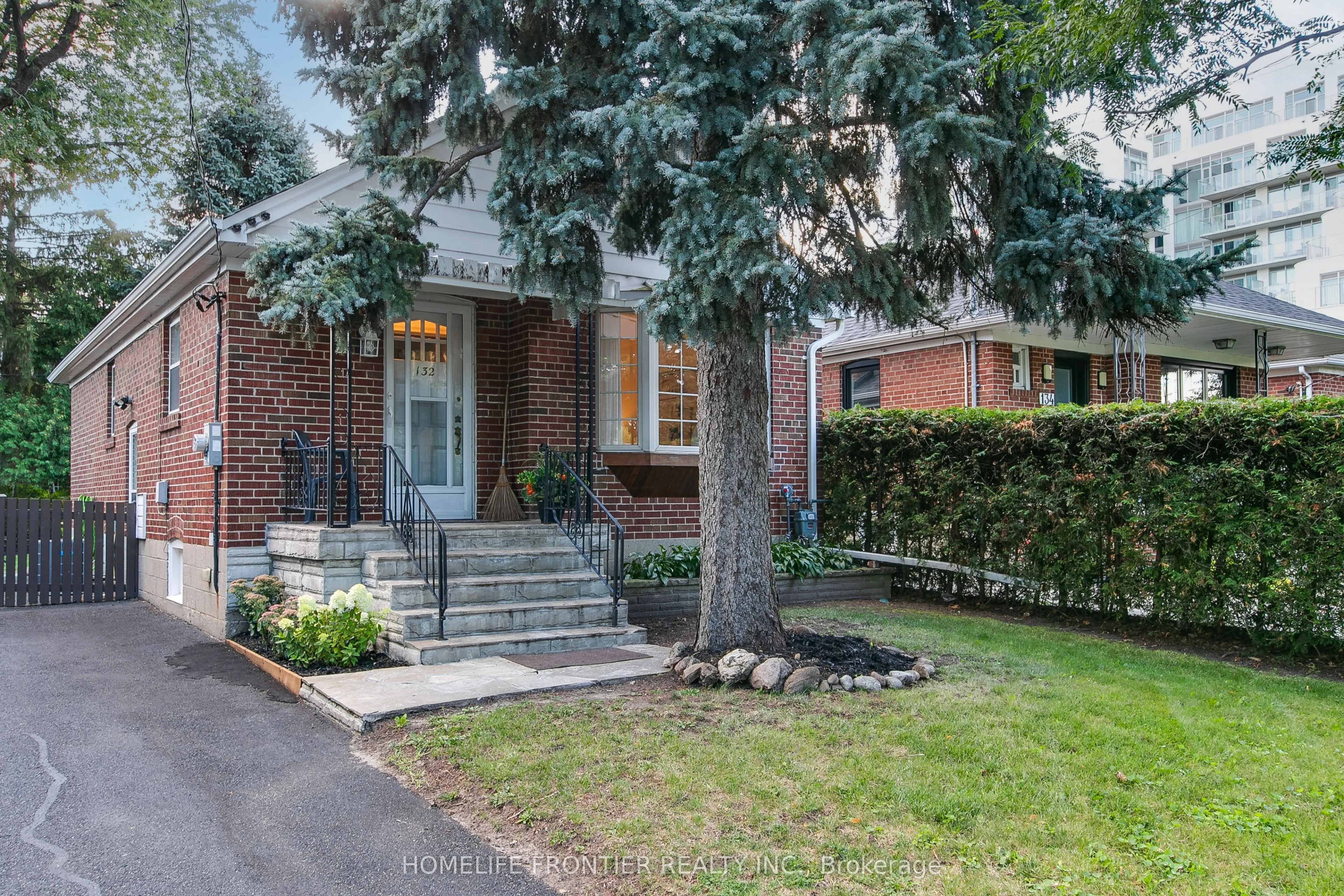 Detached Home For Sale | W13725732