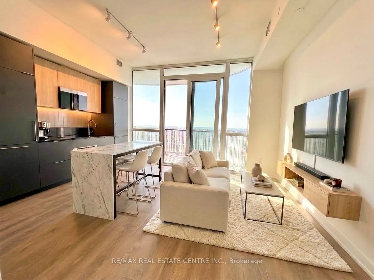 Property For Lease | W13726072