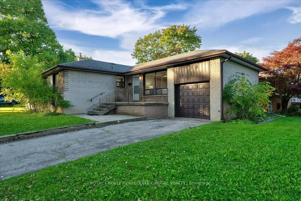 Detached Home For Lease | W13726134