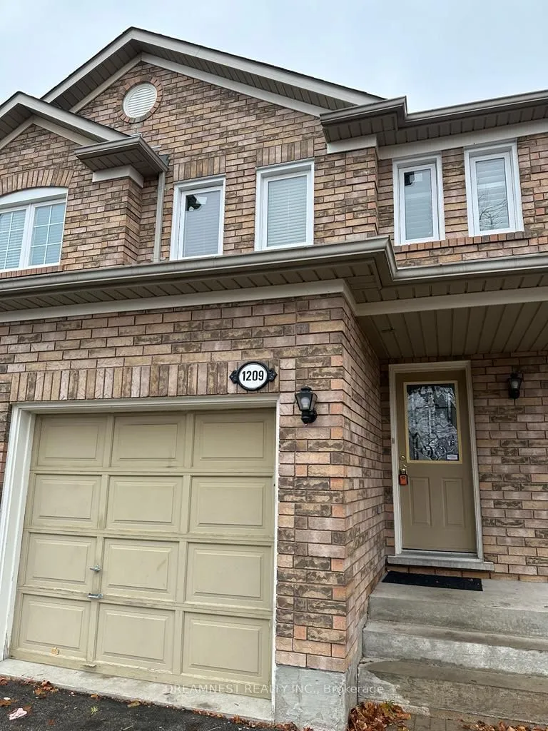 Semi-Detached Home For Lease | W13726294