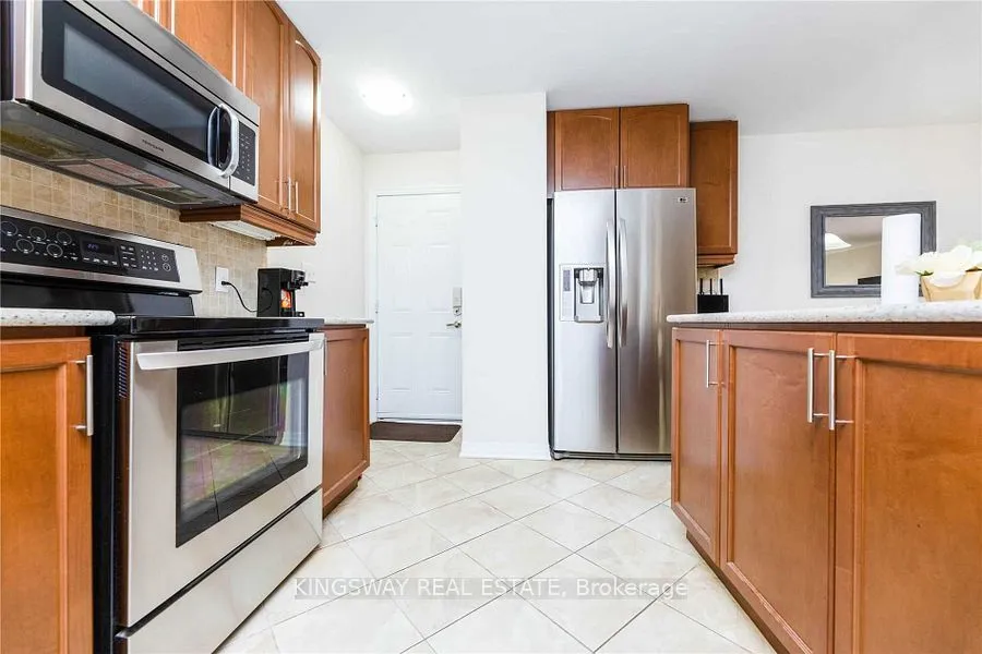 Detached Home For Lease | W13726466