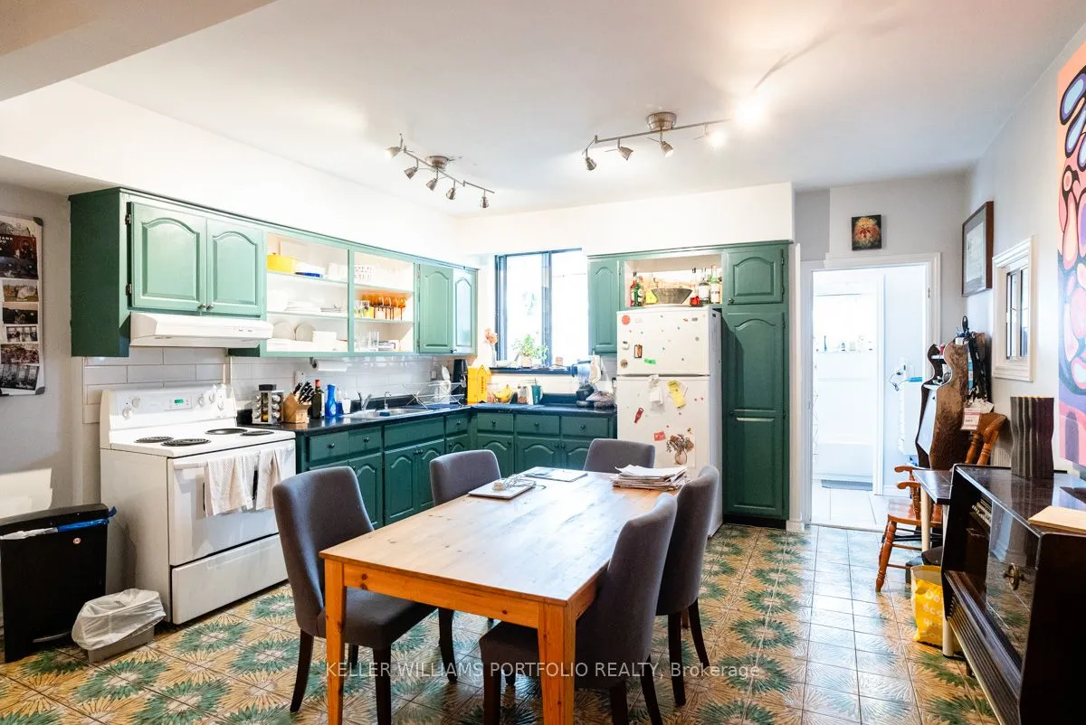 Detached Home For Lease | W13727270