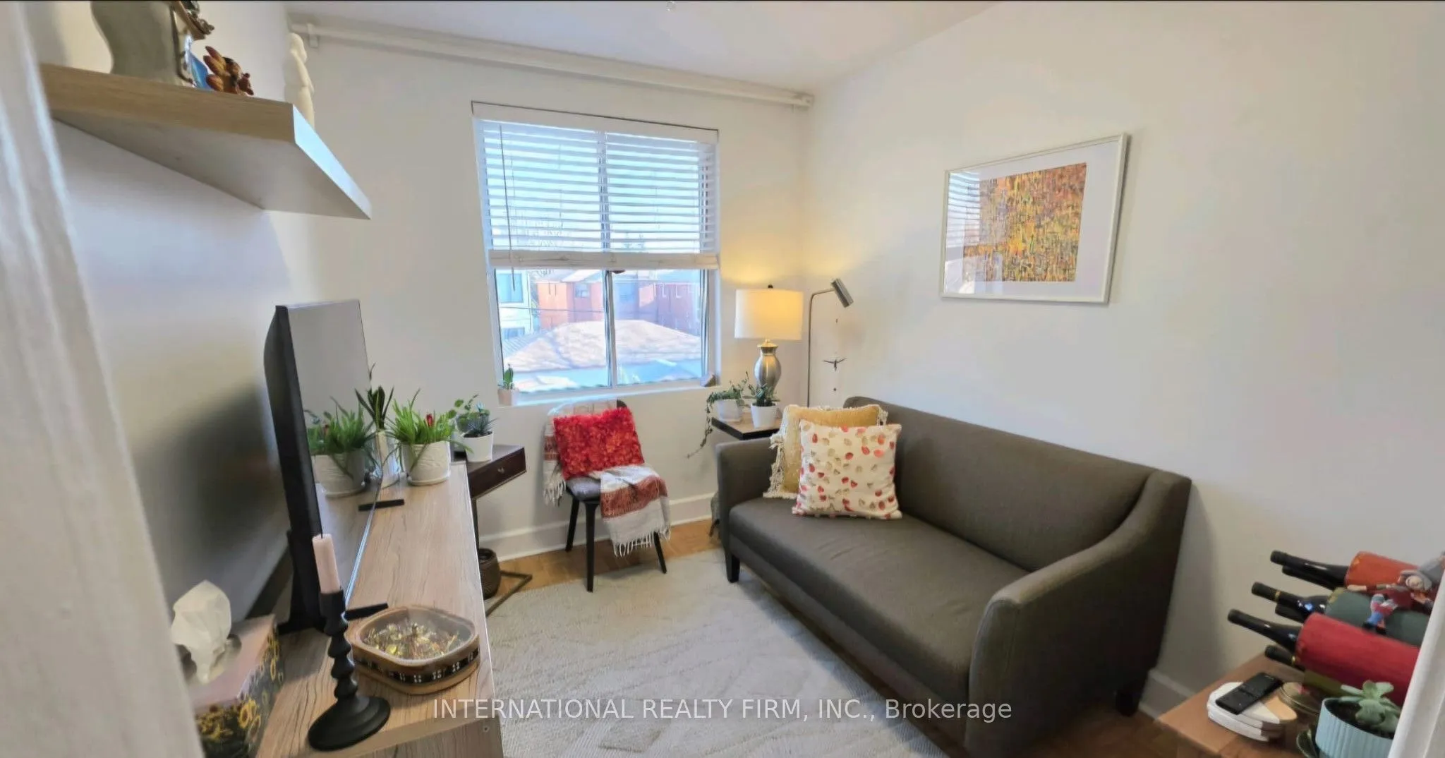 Detached Home For Lease | W13727358