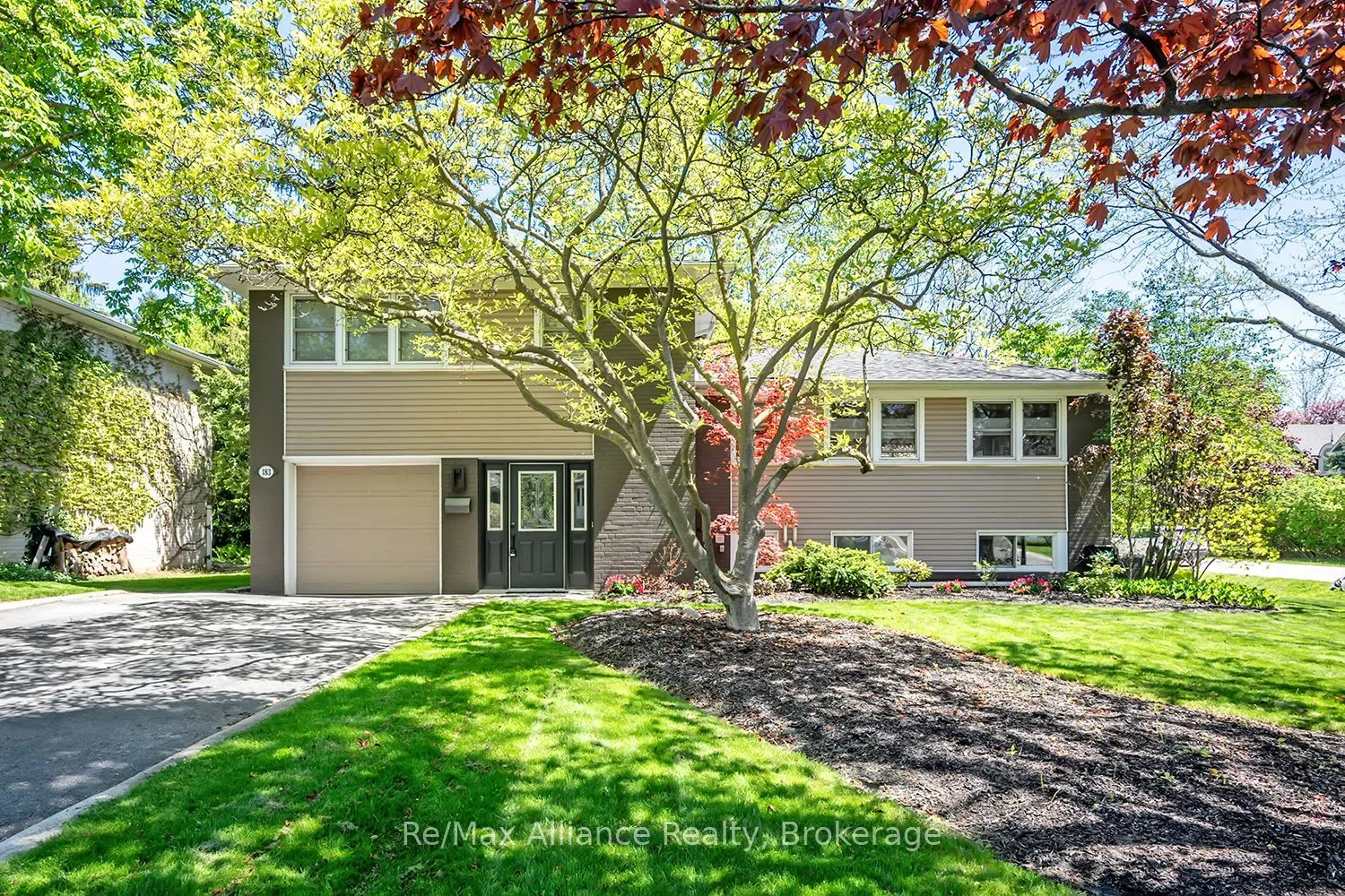 Detached Home For Sale | W13727492