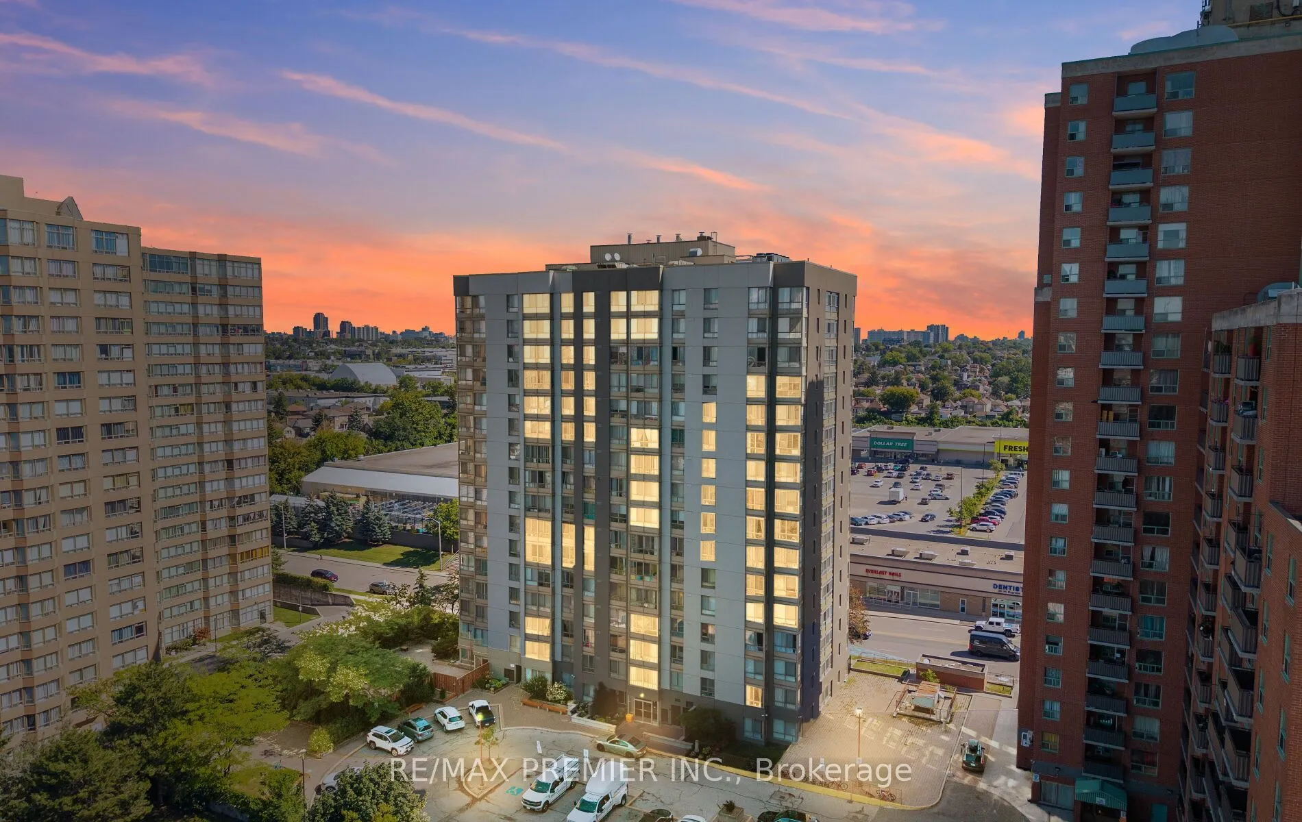 Property For Sale | W13727528