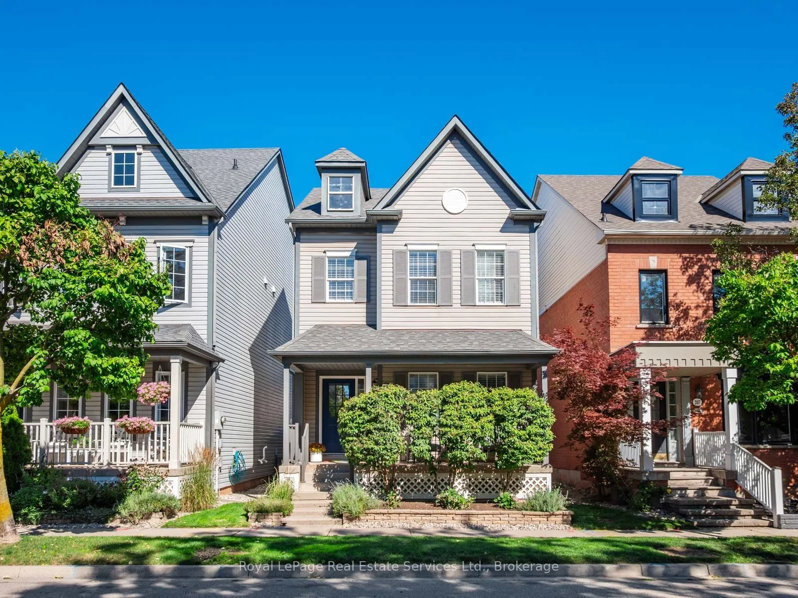 Detached Home For Sale | W13727594