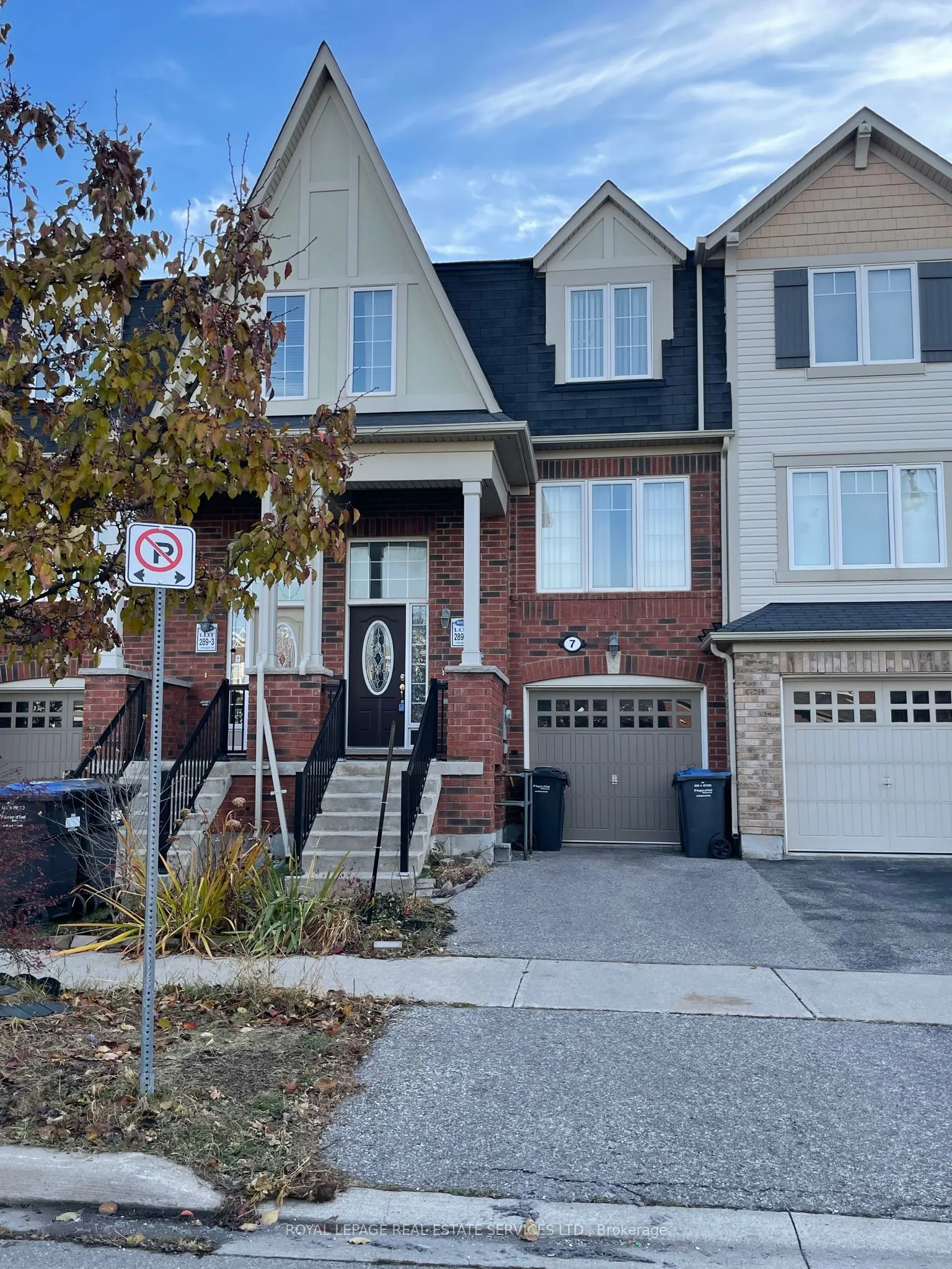 Property For Lease | W13727858