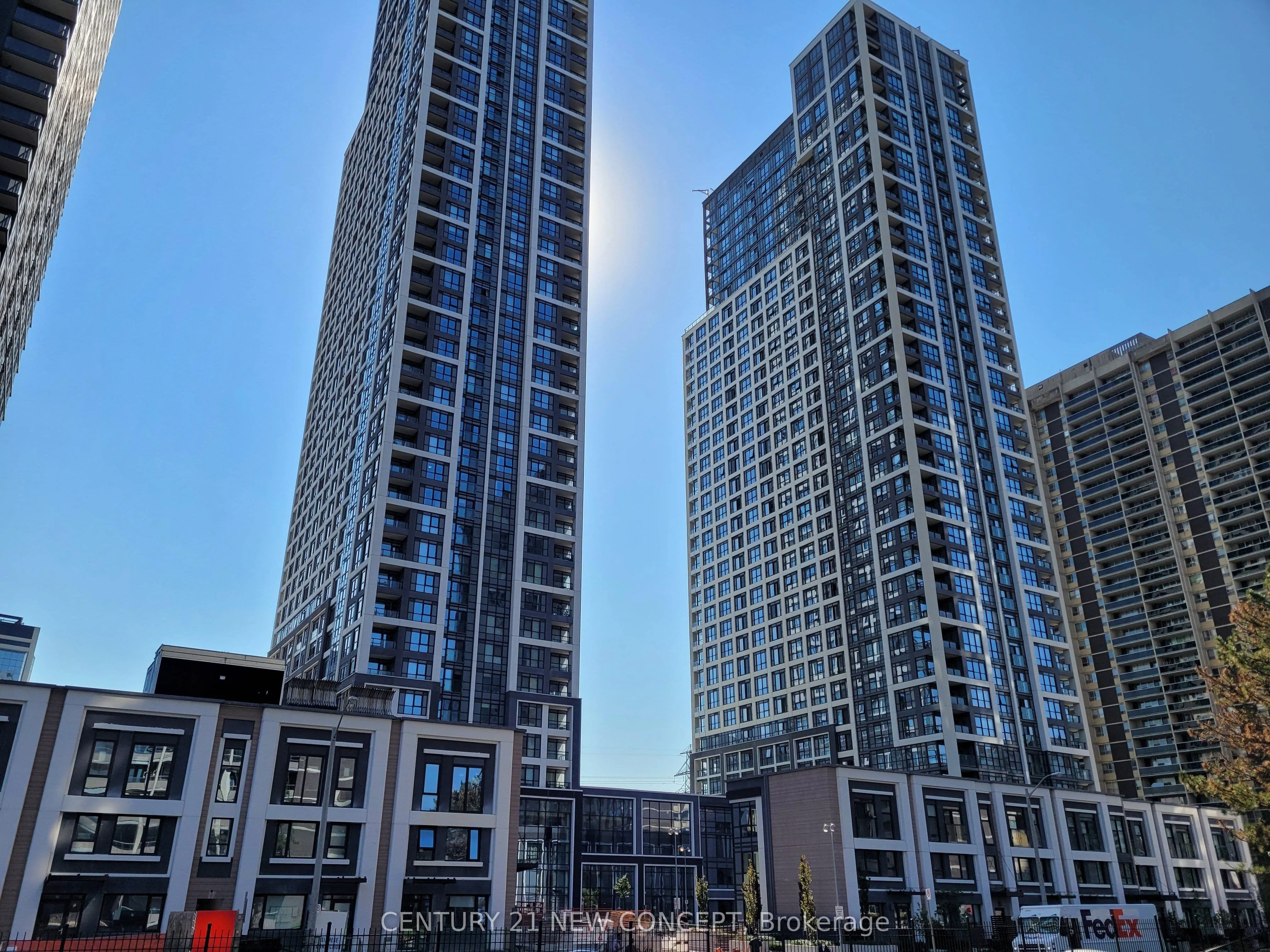 Property For Lease | W13727882