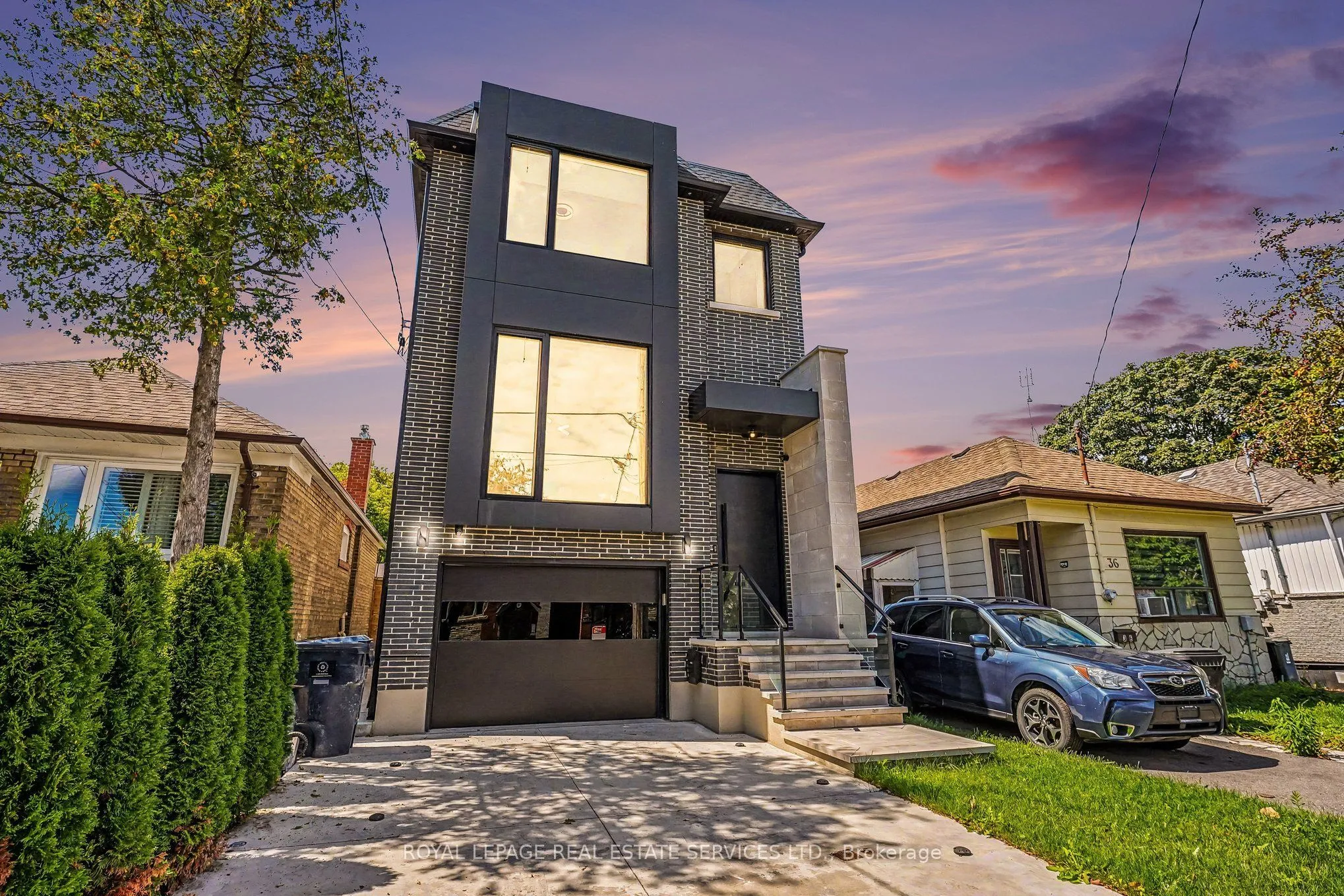 Detached Home For Sale | W13728580