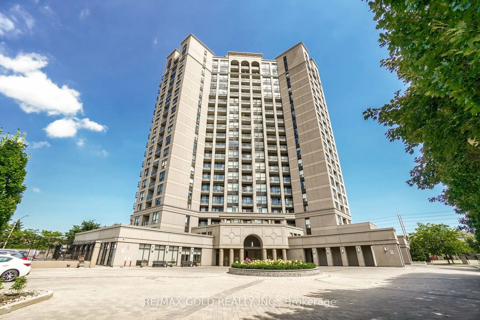 Property For Sale | W13728640