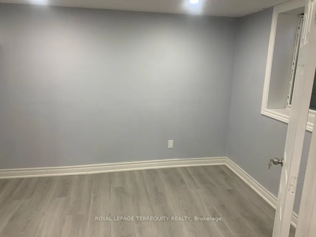 Semi-Detached Home For Lease | W13729374