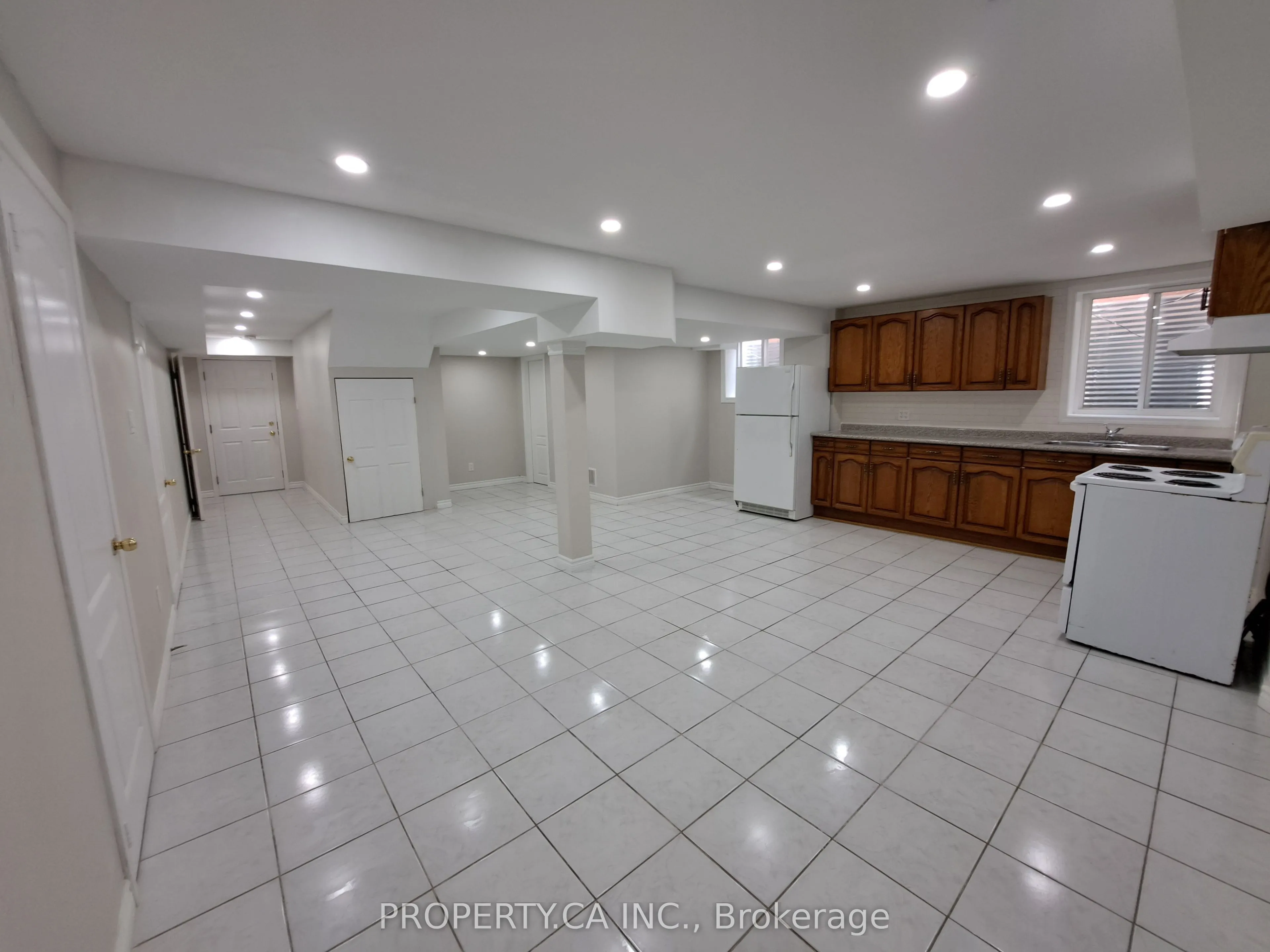 Detached Home For Lease | W13729506