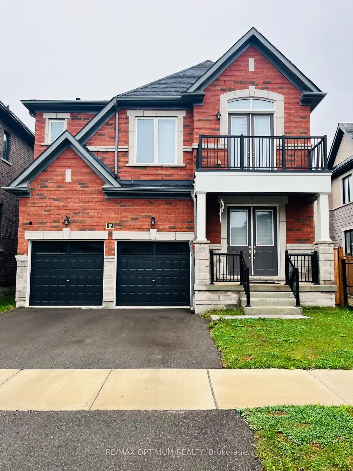 Detached Home For Sale | W13729596