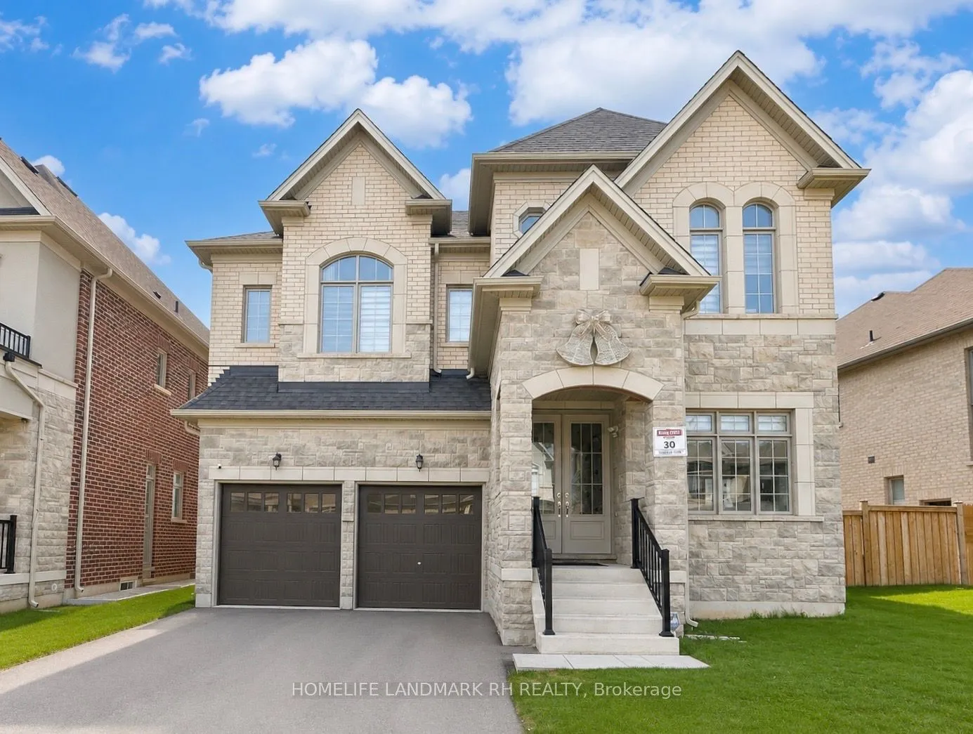 Detached Home For Lease | W13729864