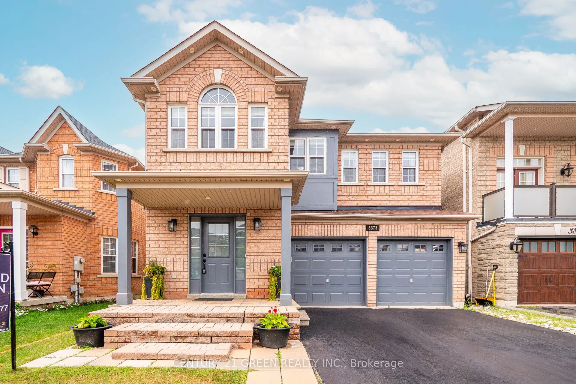 Detached Home For Sale | W13730574