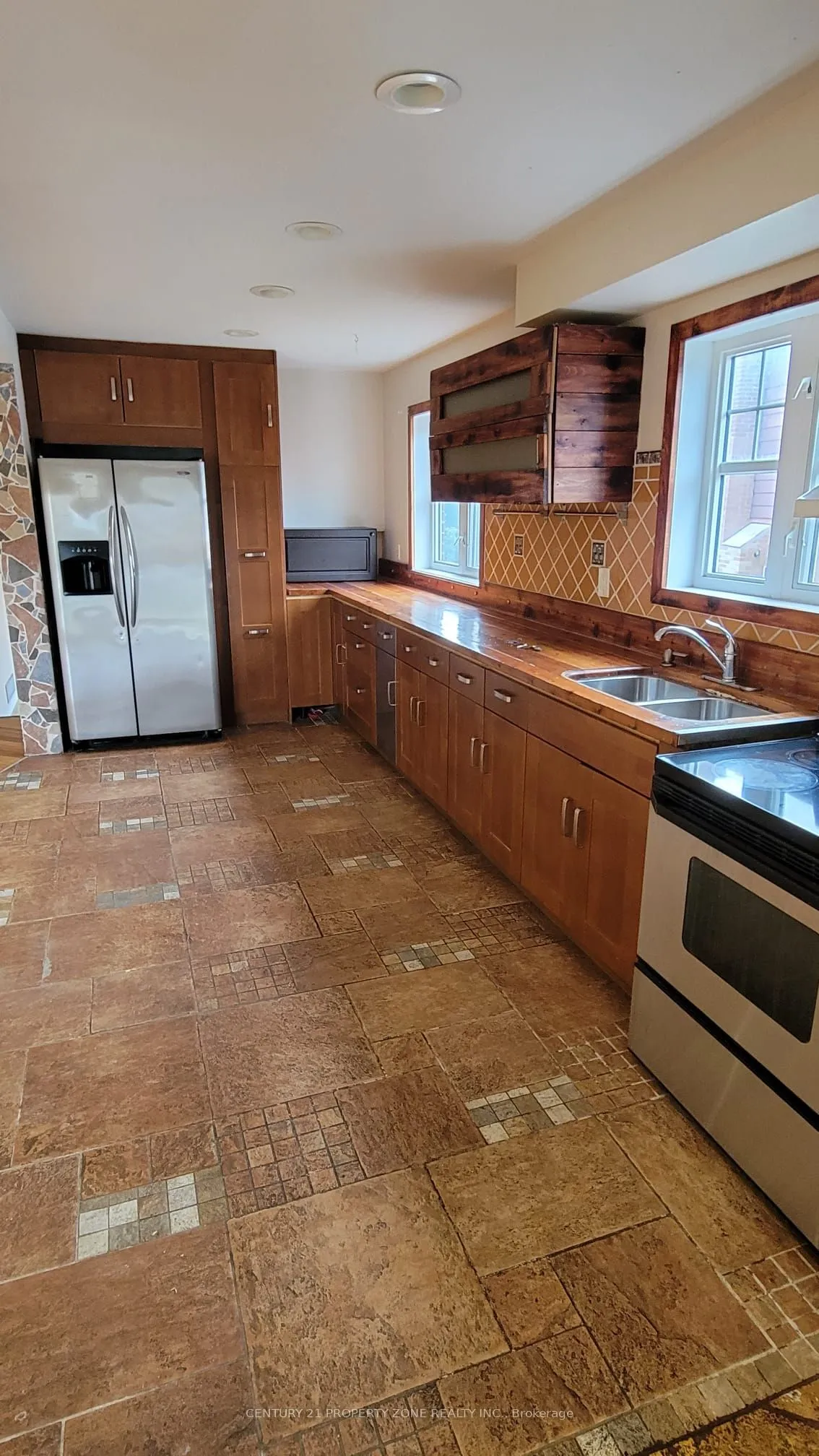 Detached Home For Lease | W13730752