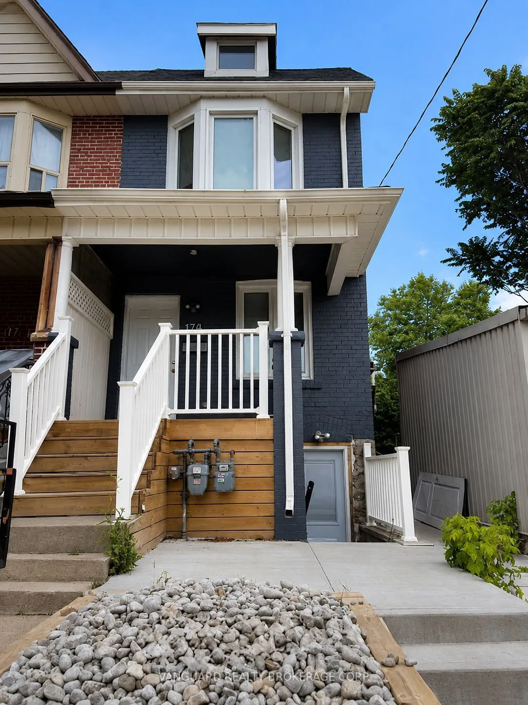 Property For Lease | W13730802