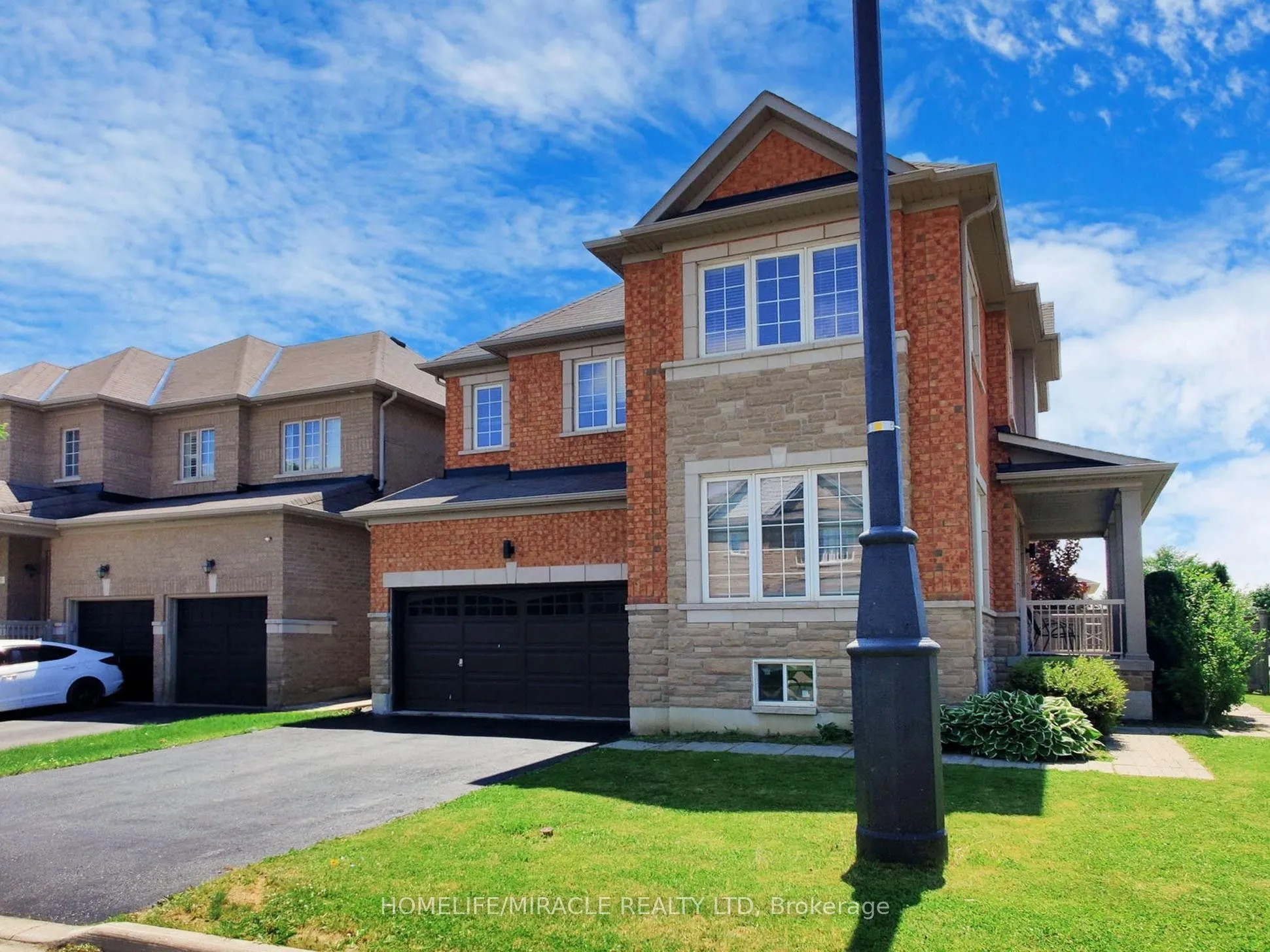 Detached Home For Lease | W13730950