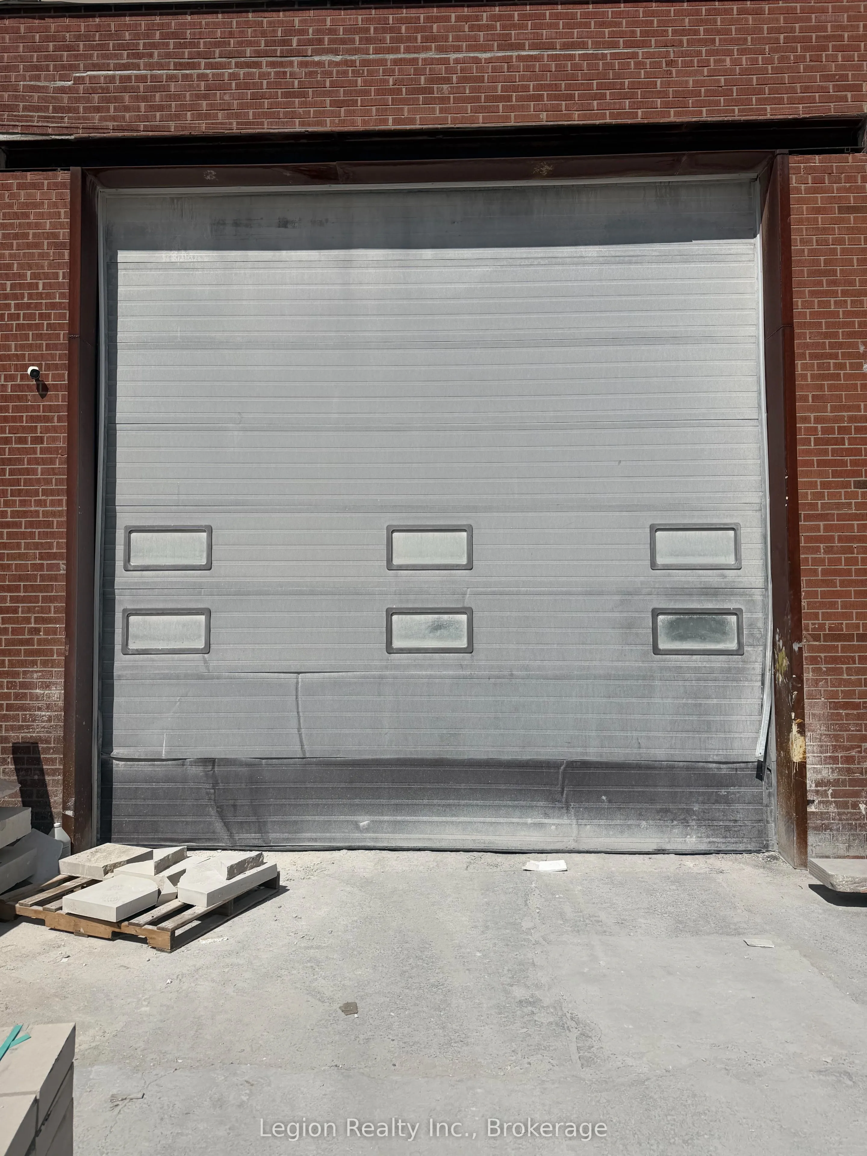 Industrial Property For Lease | W13731202