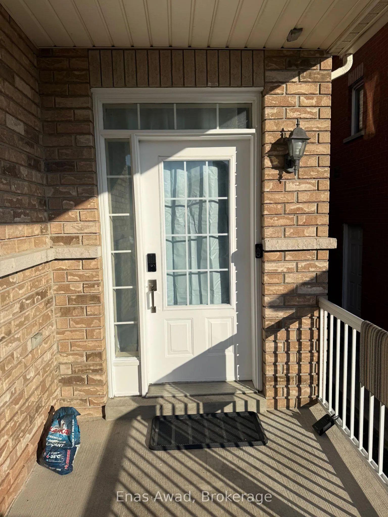 Semi-Detached Home For Lease | W13731230