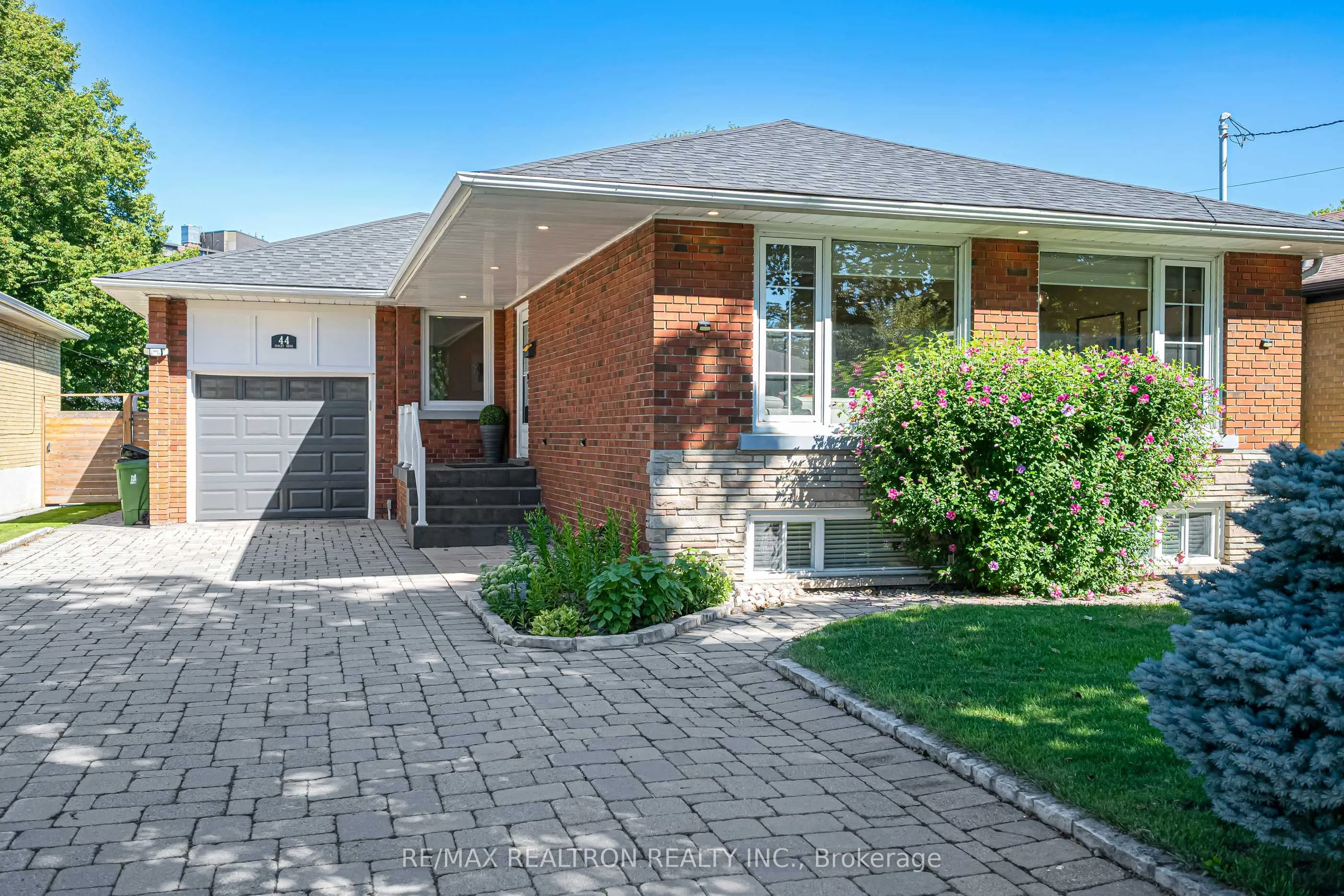 Detached Home For Sale | W13731574