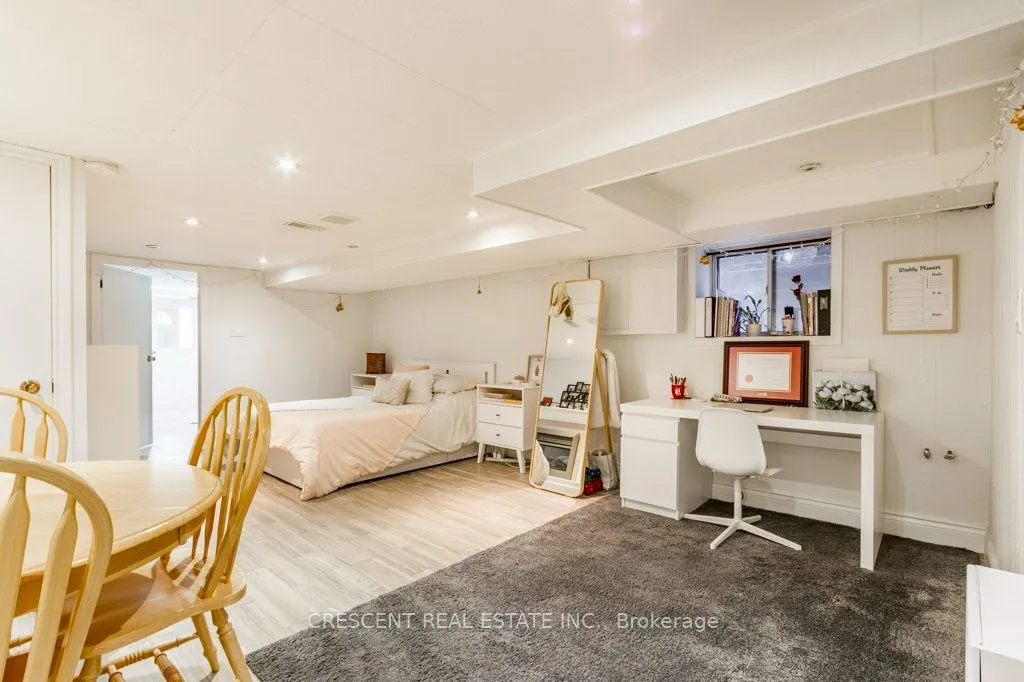 Semi-Detached Home For Lease | W13731674