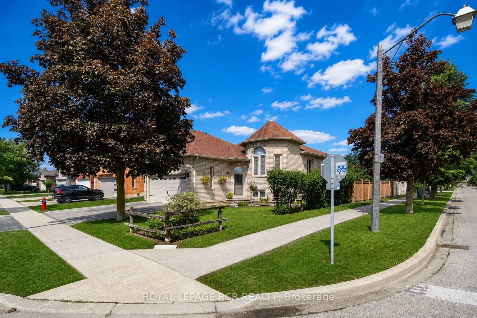 Detached Home For Sale | W13731794