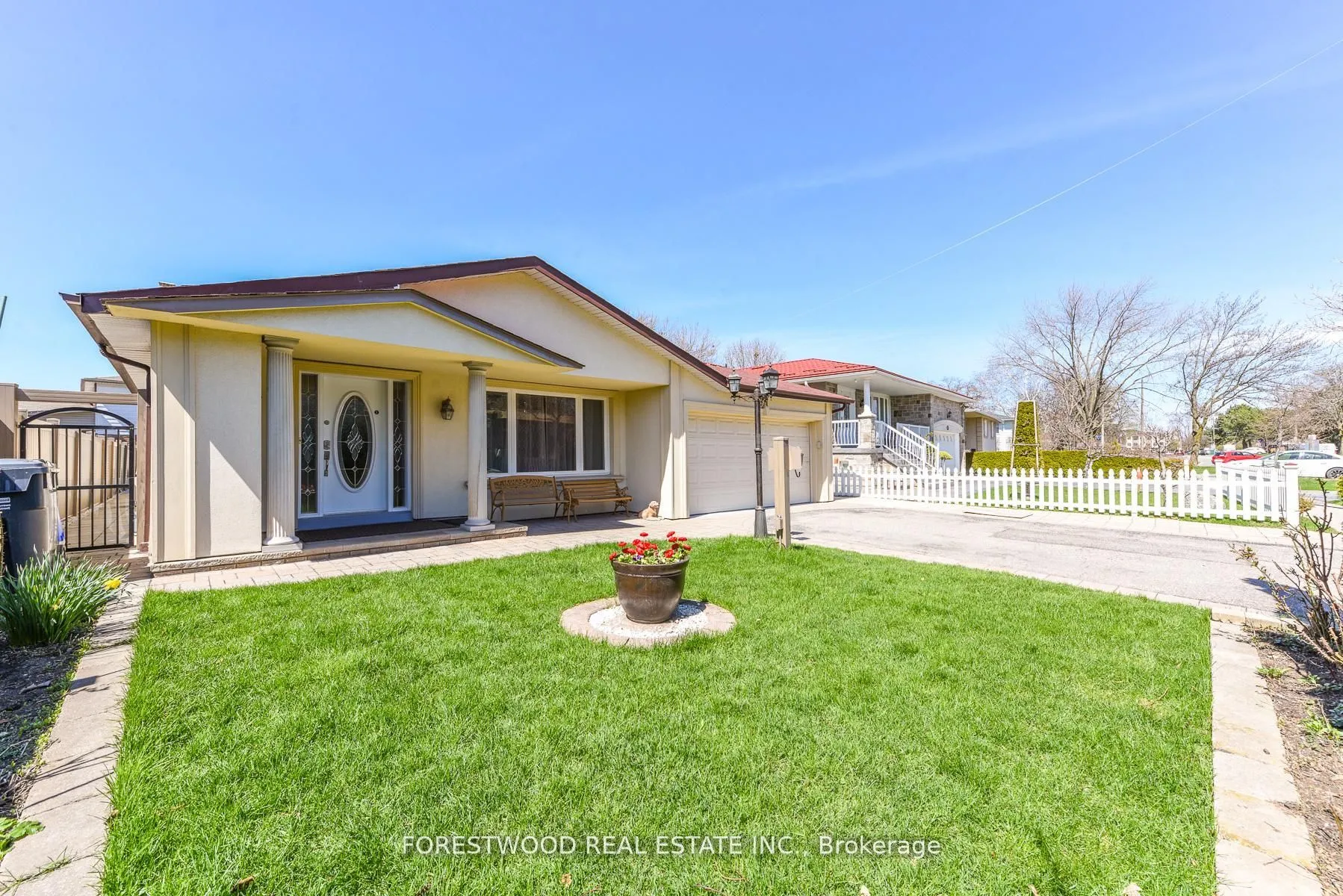 Detached Home For Sale | W13732248