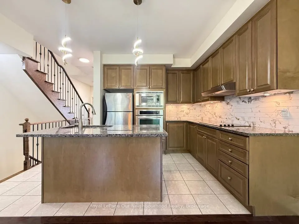 Property For Lease | W13732380