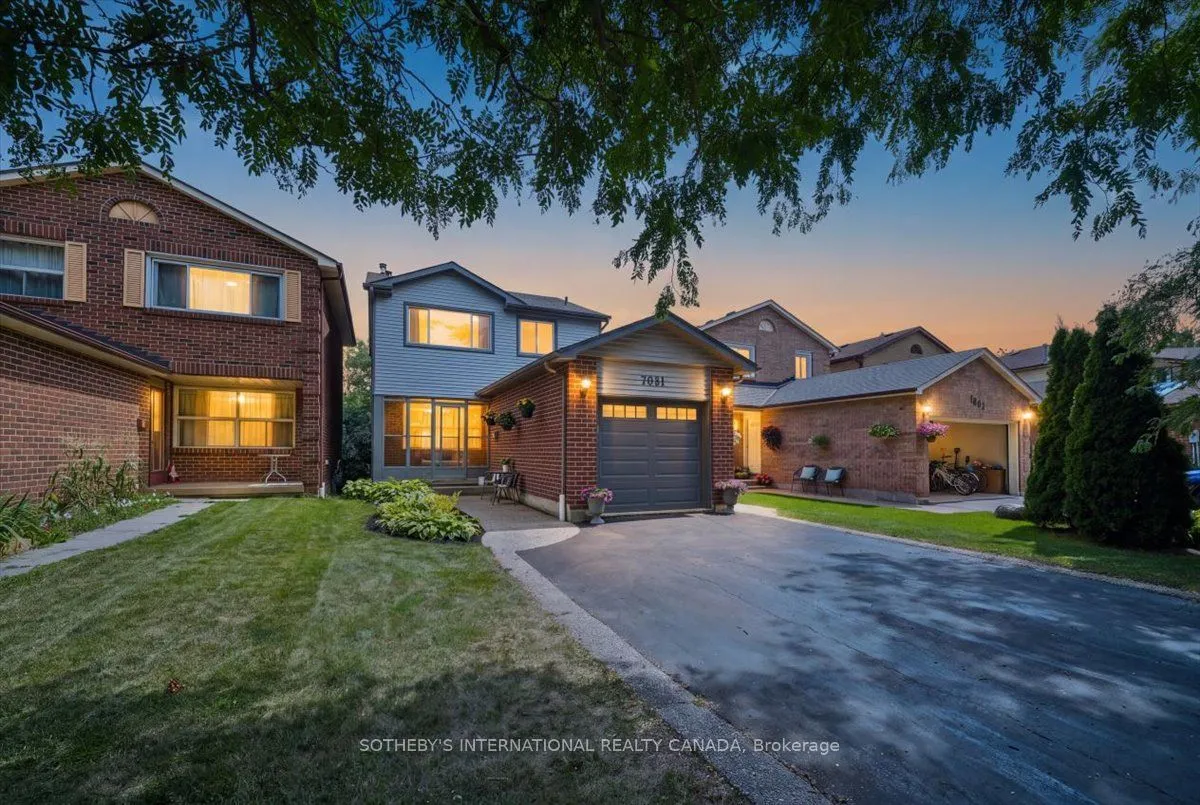 Detached Home For Lease | W13733398