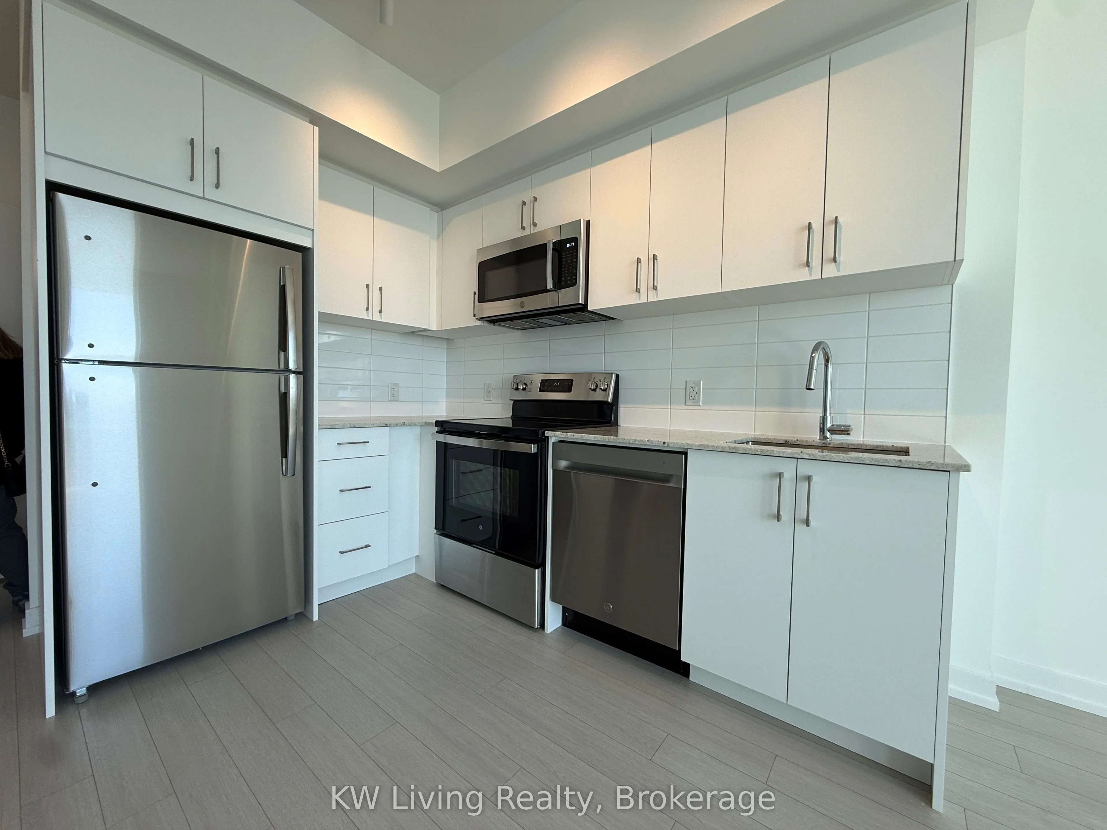 Property For Lease | W13733454