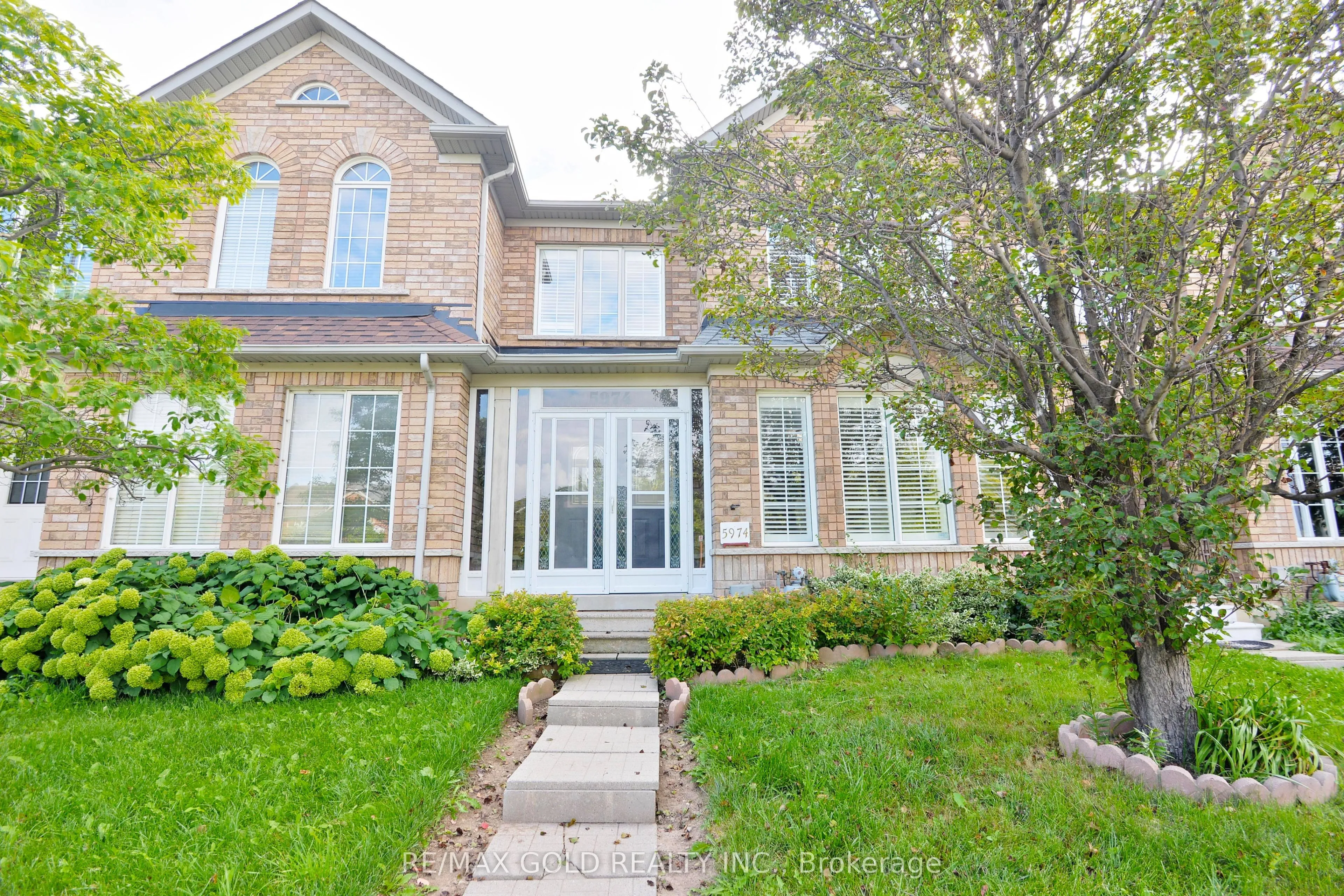 Property For Sale | W13733510